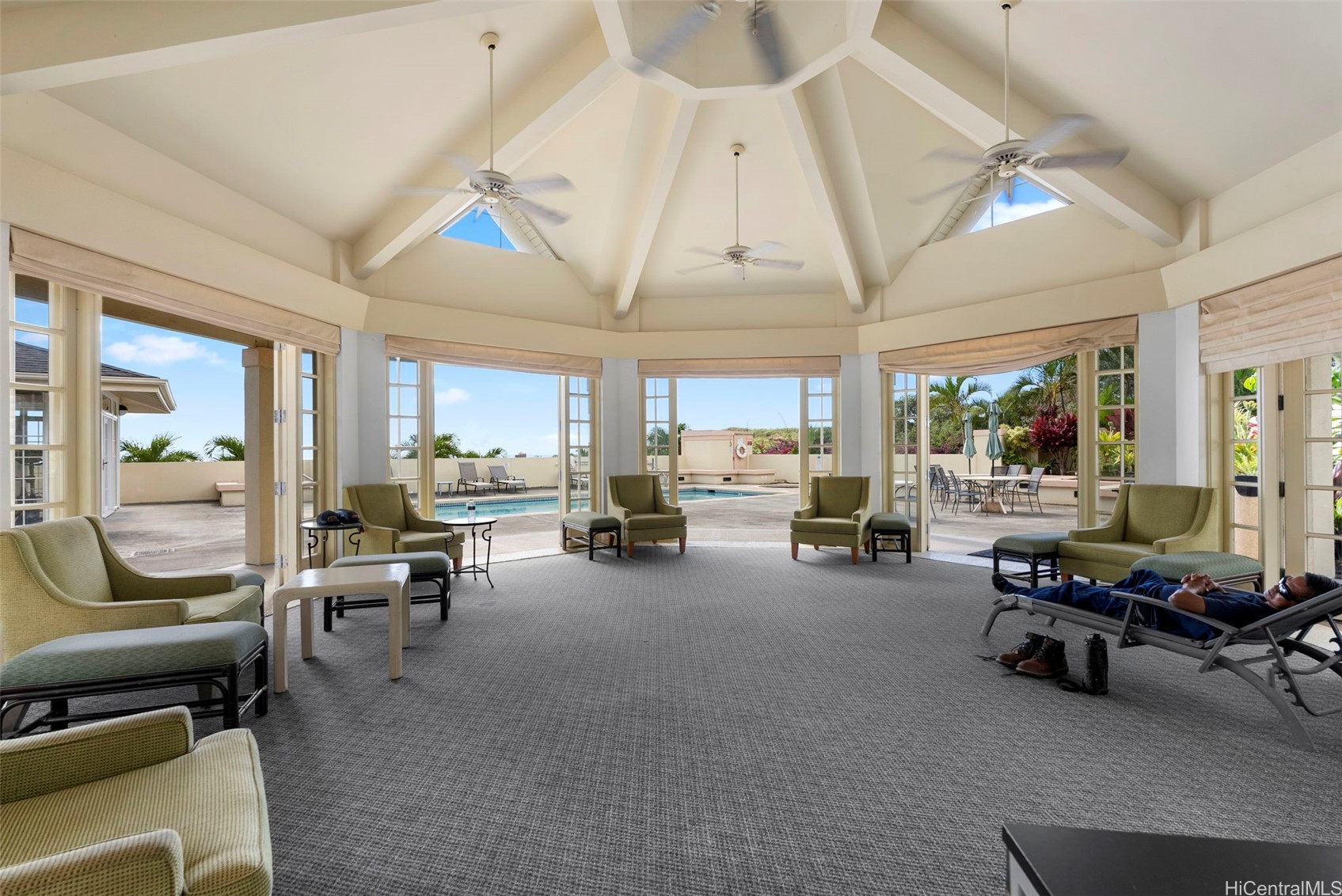 1380 Moanalualani Place 6D