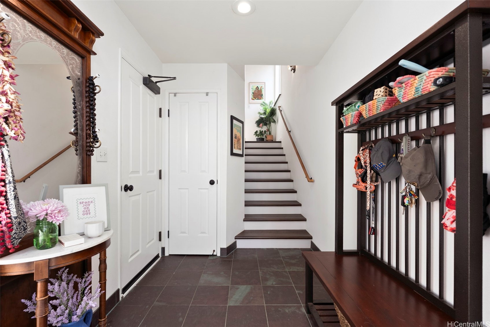 1380 Moanalualani Place 6D