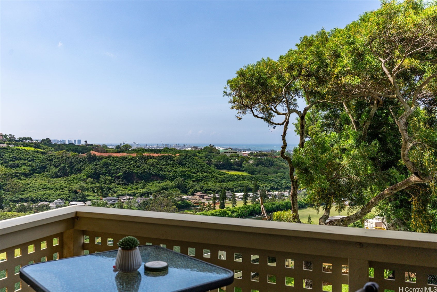 1380 Moanalualani Place 6D