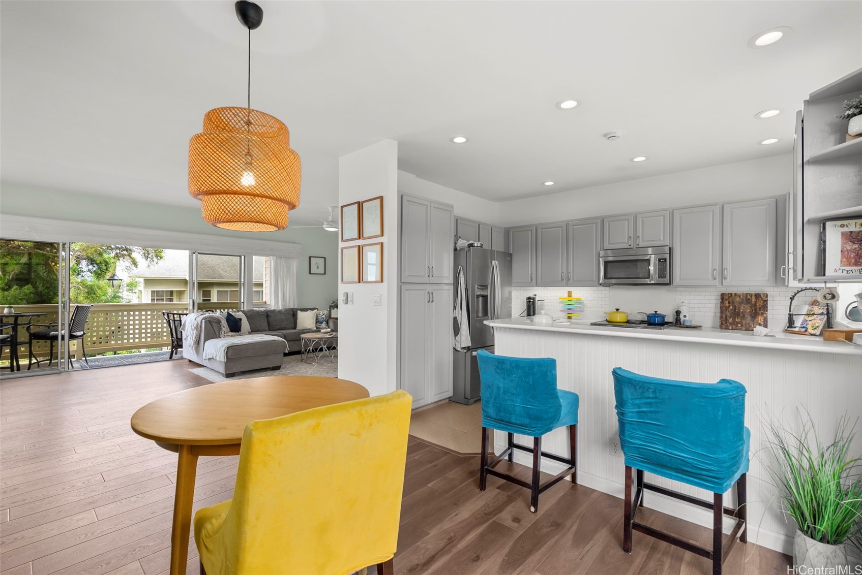 1380 Moanalualani Place 6D