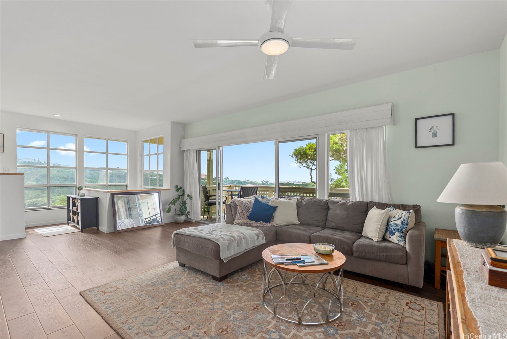 1380 Moanalualani Place 6D