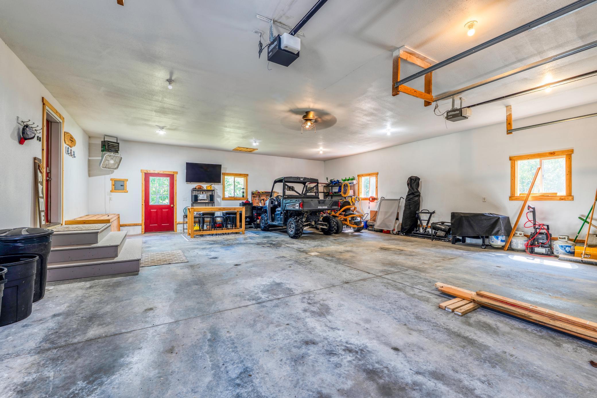 35440 Whitetail Drive