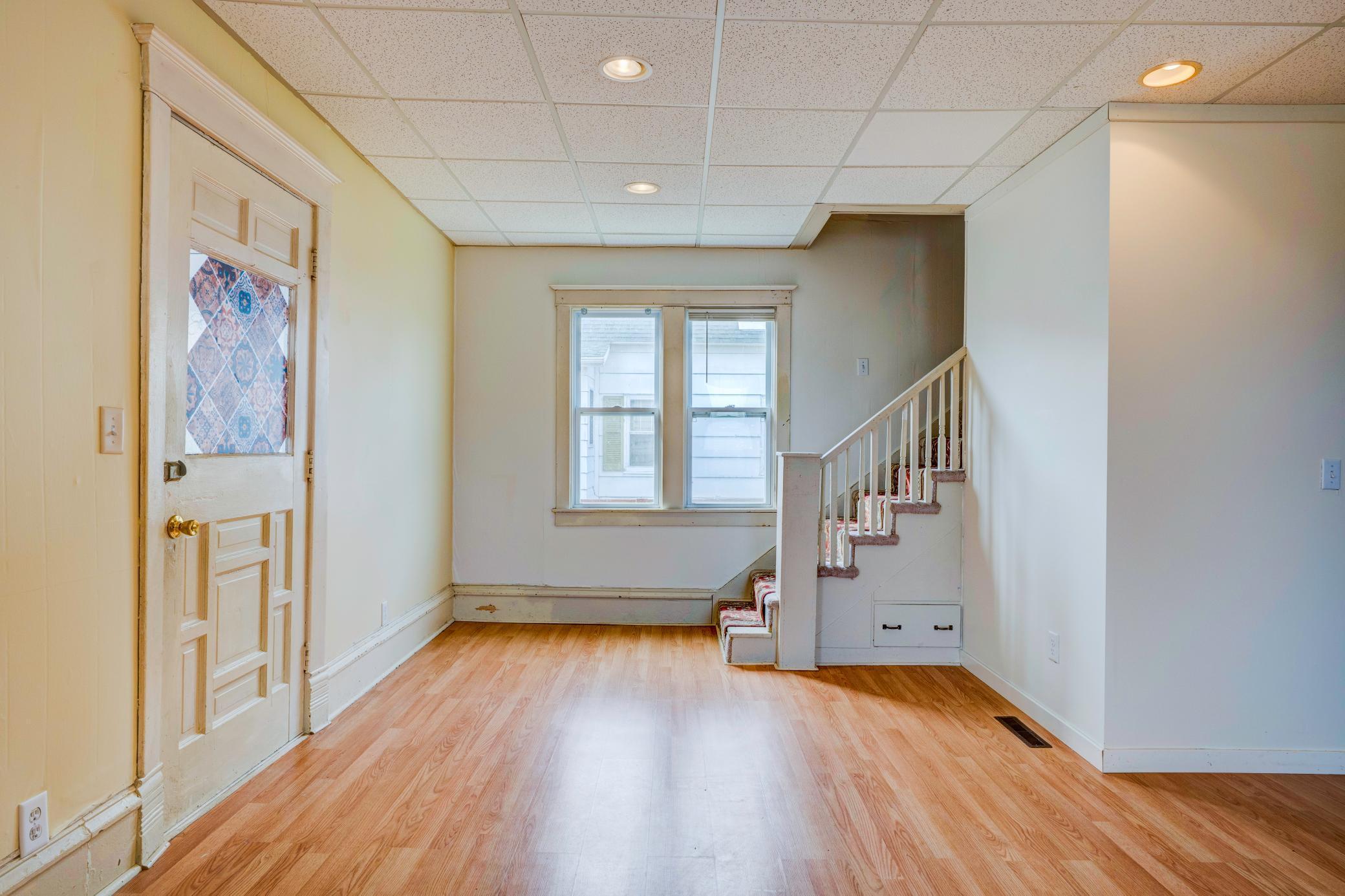 103 Red Lake Avenue SW