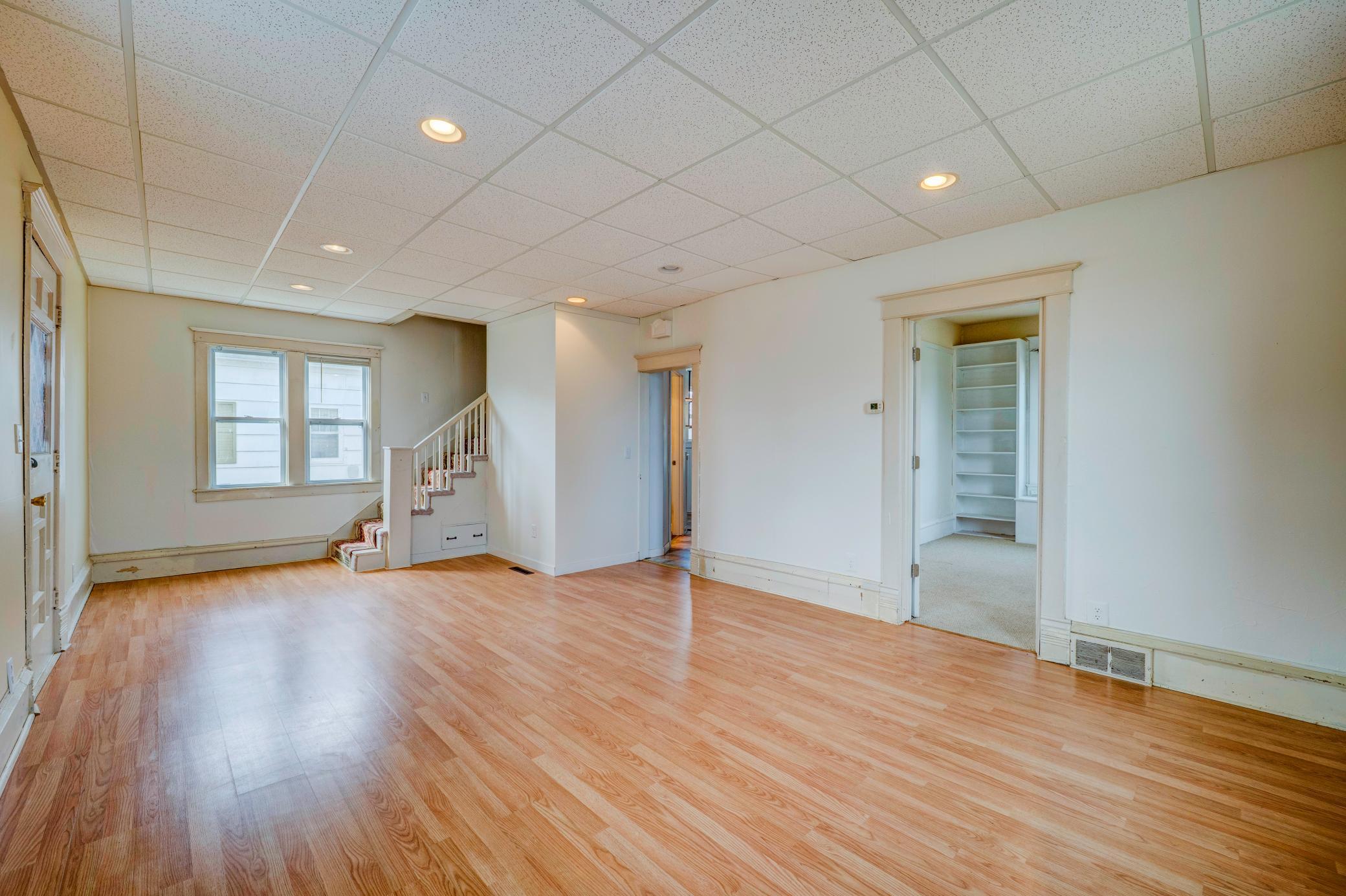 103 Red Lake Avenue SW