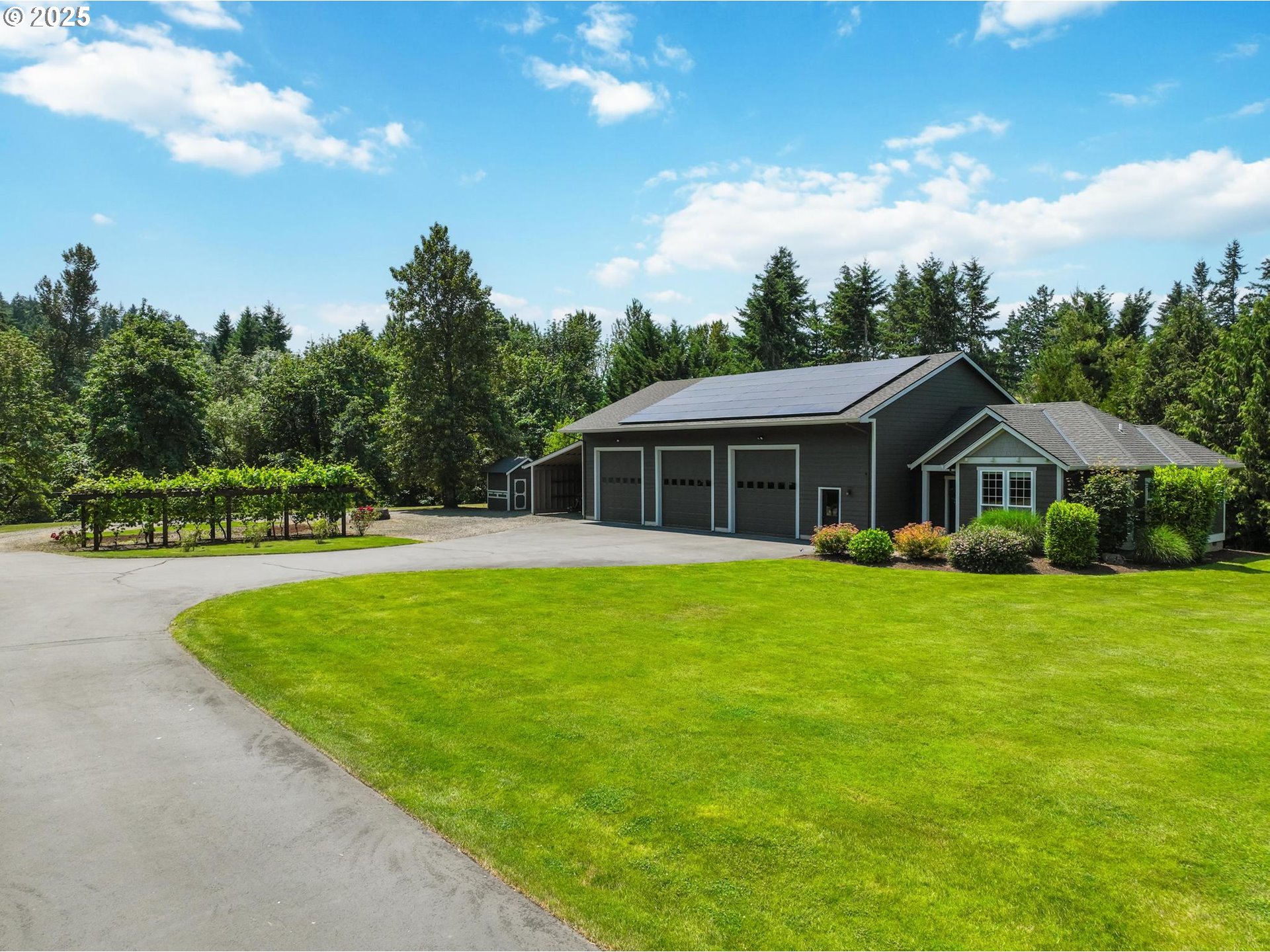 16324 PLEASANT VALLEY DR NE