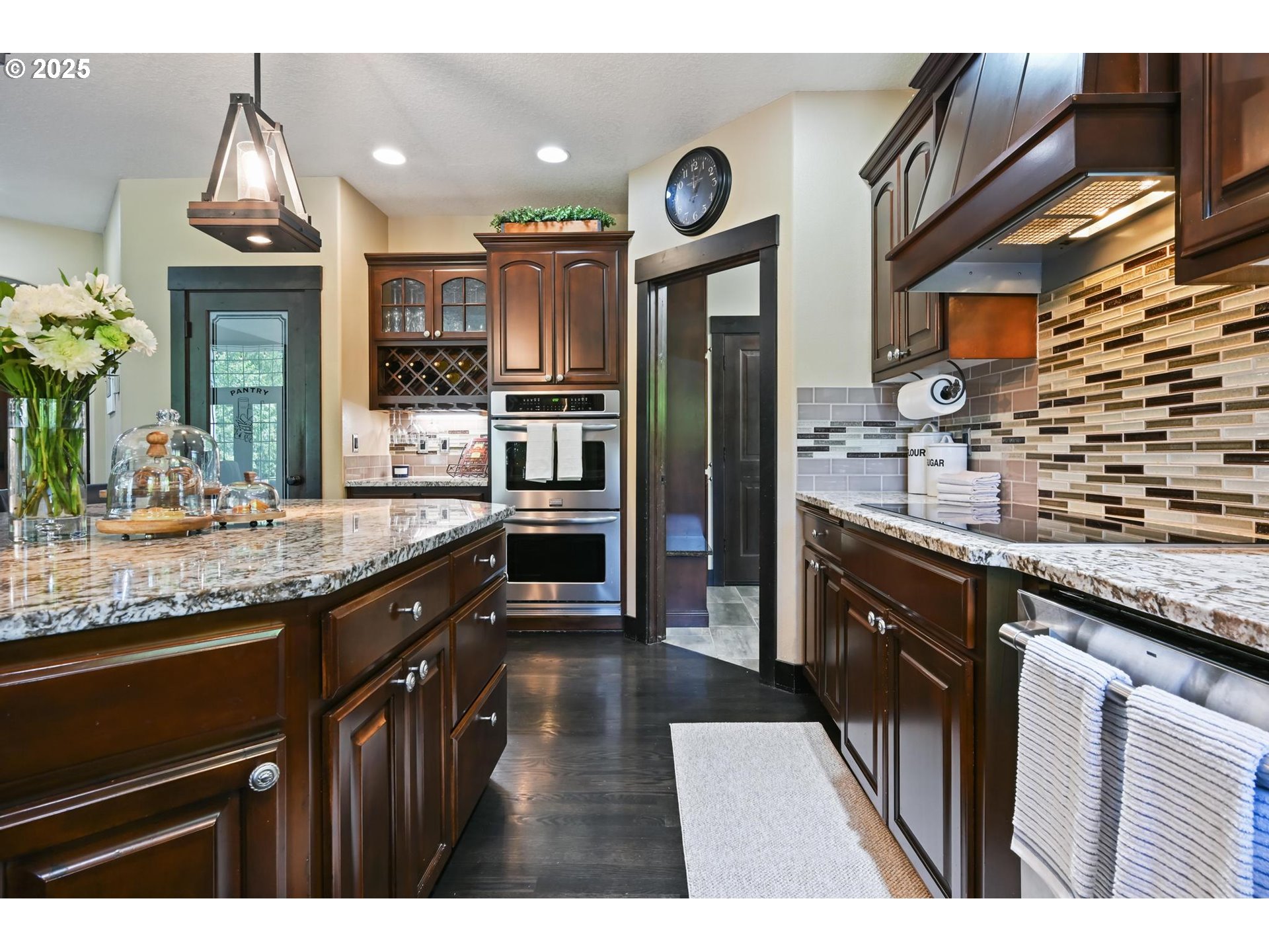 16324 PLEASANT VALLEY DR NE