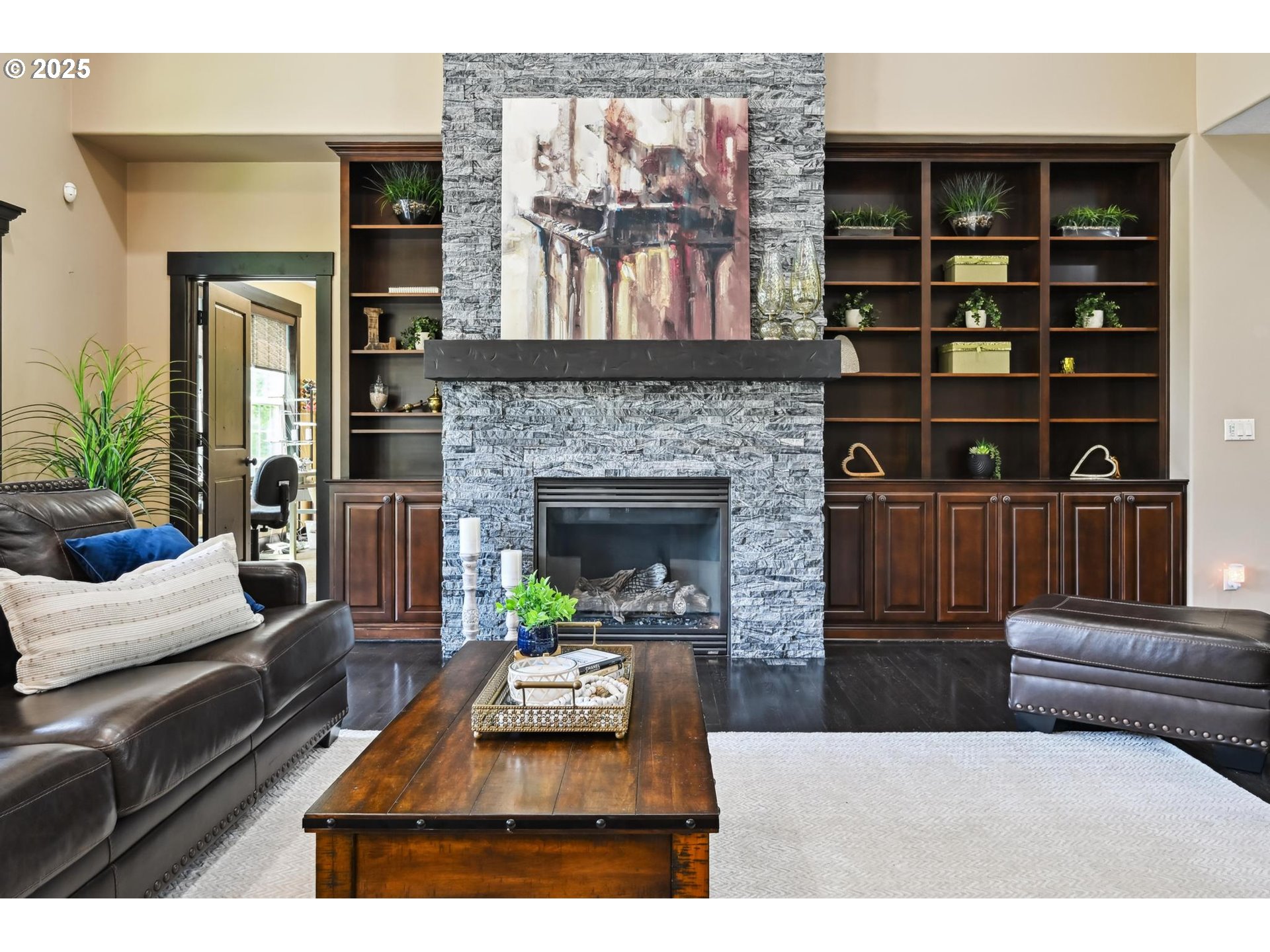 16324 PLEASANT VALLEY DR NE