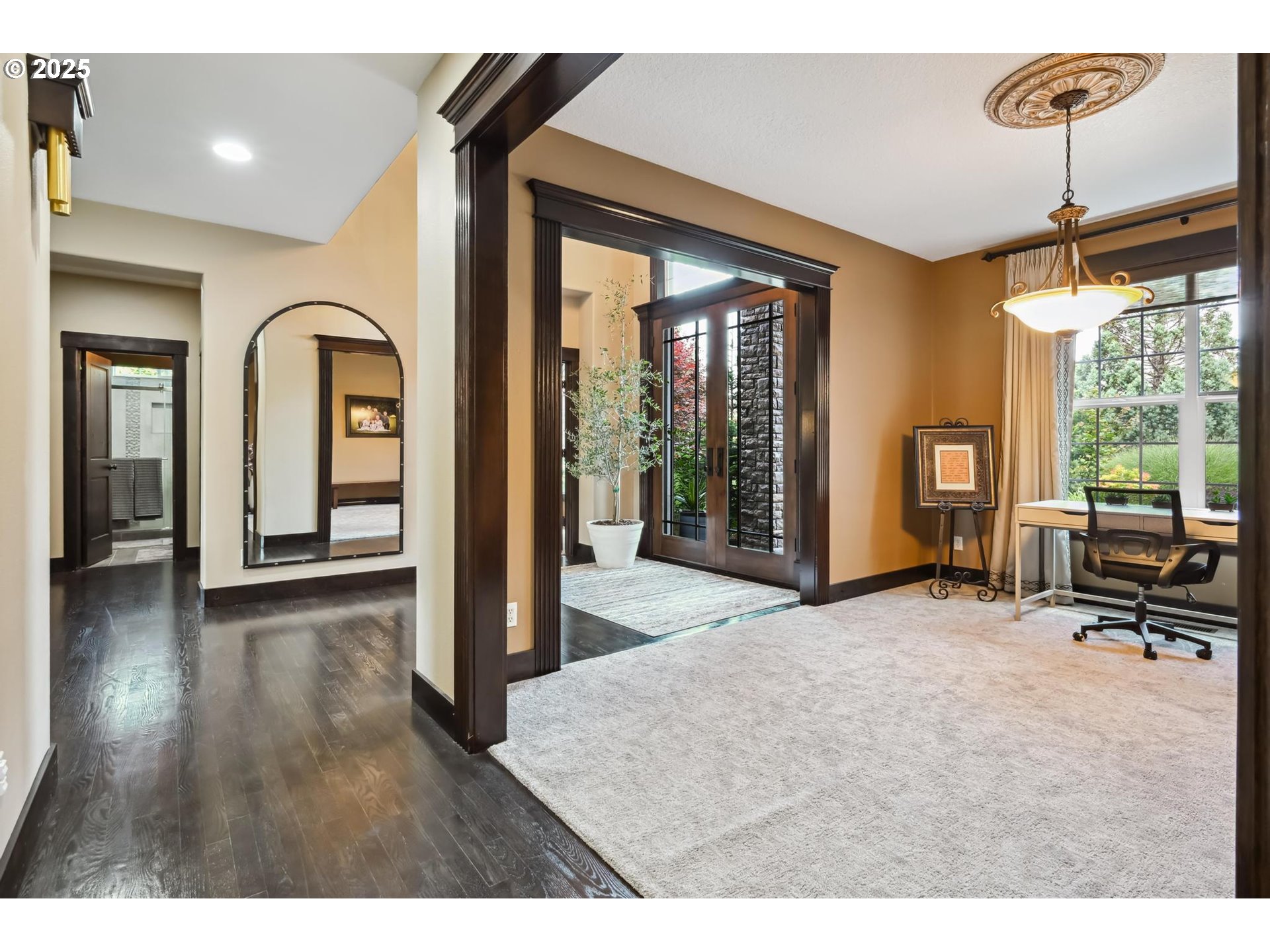 16324 PLEASANT VALLEY DR NE