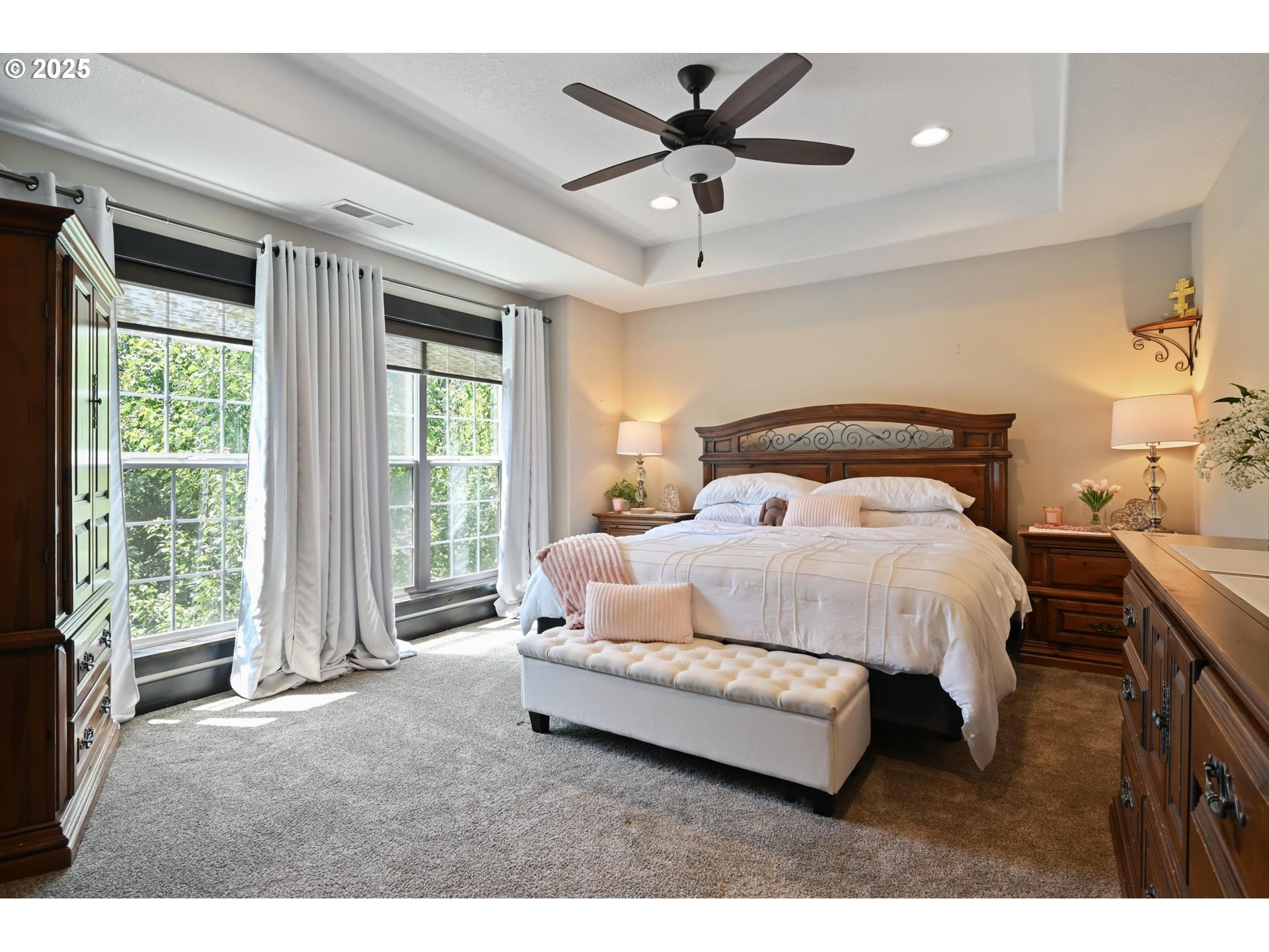 16324 PLEASANT VALLEY DR NE