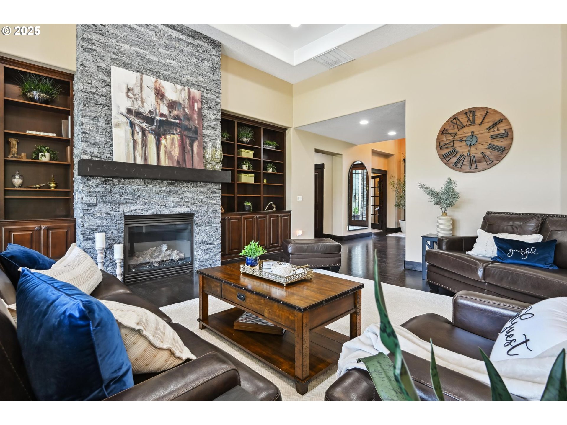 16324 PLEASANT VALLEY DR NE