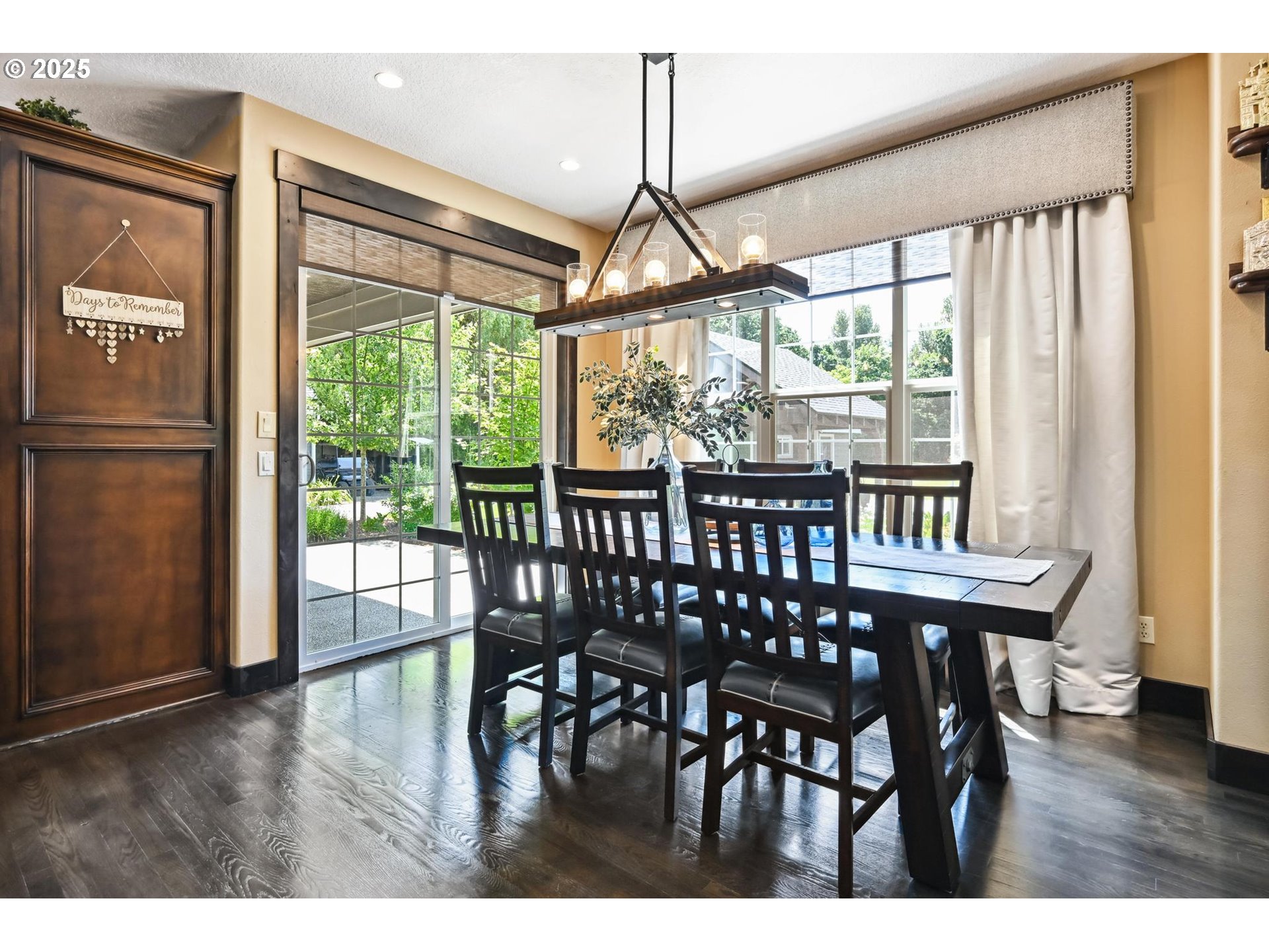 16324 PLEASANT VALLEY DR NE