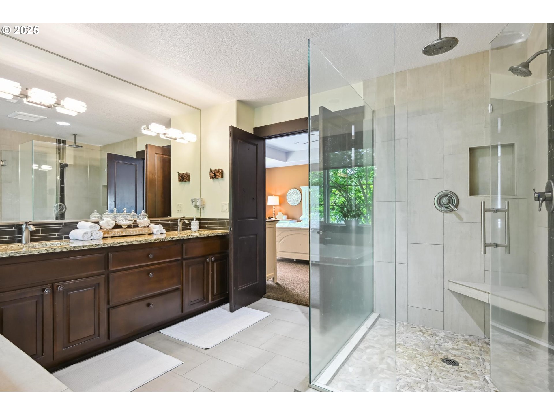 16324 PLEASANT VALLEY DR NE