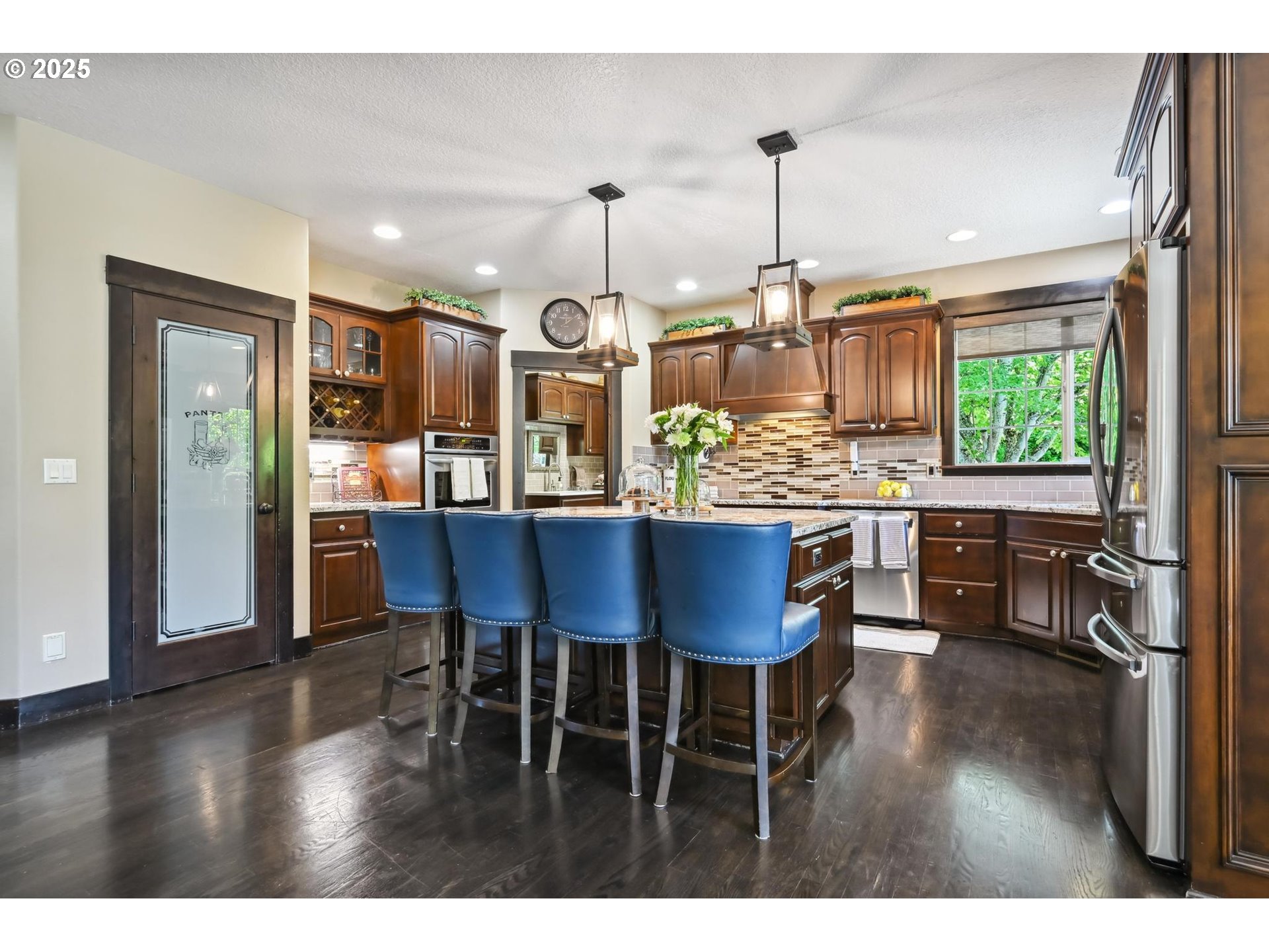 16324 PLEASANT VALLEY DR NE