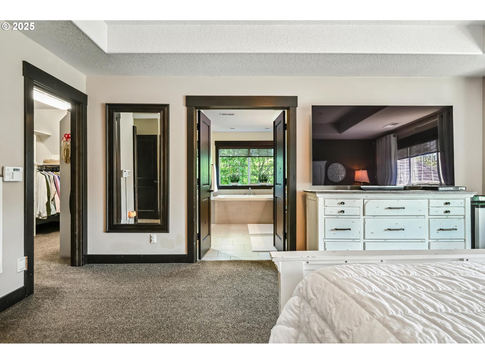 16324 PLEASANT VALLEY DR NE