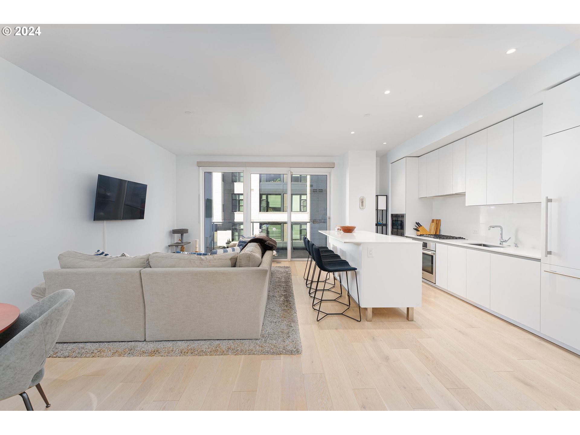 1150 NW QUIMBY ST 310