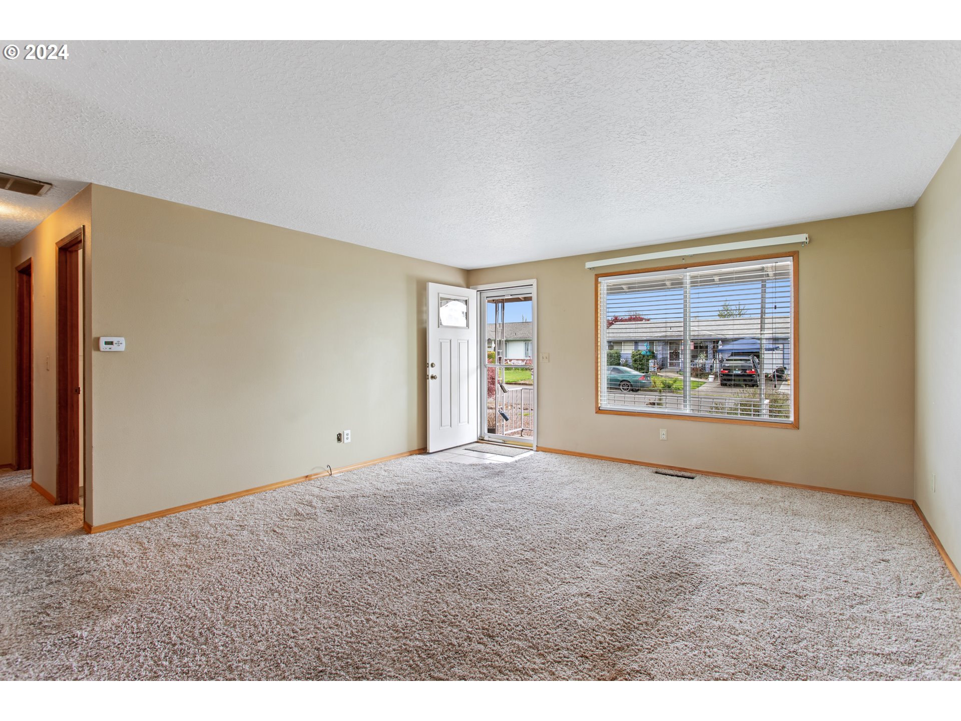 2189 COUNTRY CLUB TER