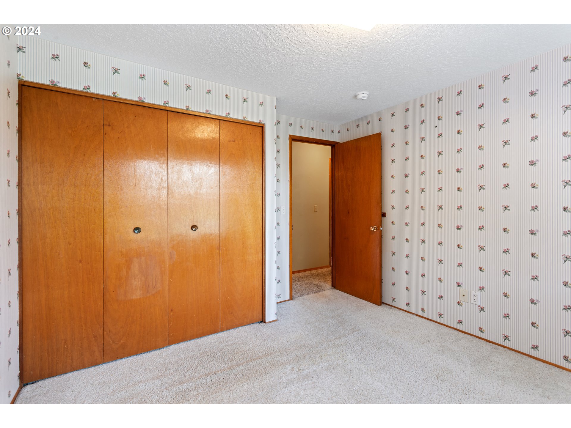 2189 COUNTRY CLUB TER