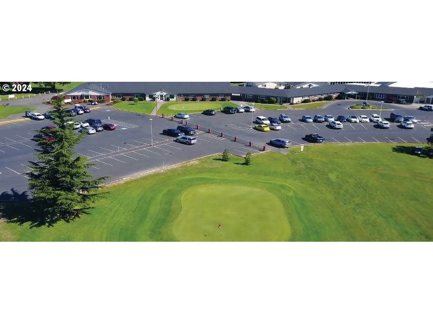 2189 COUNTRY CLUB TER