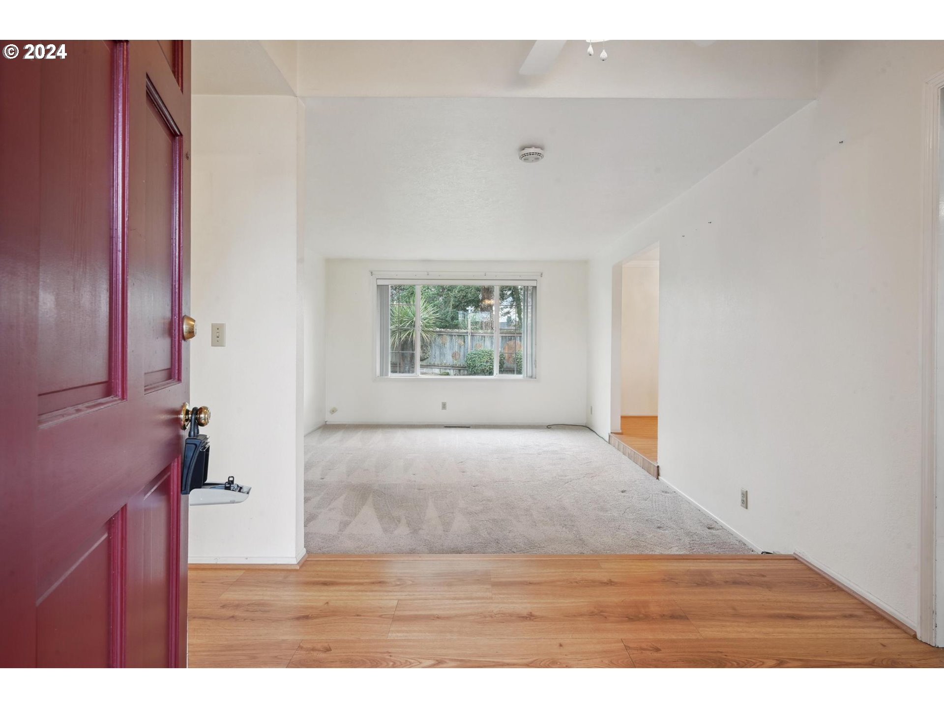 1984 MANZANITA ST NE