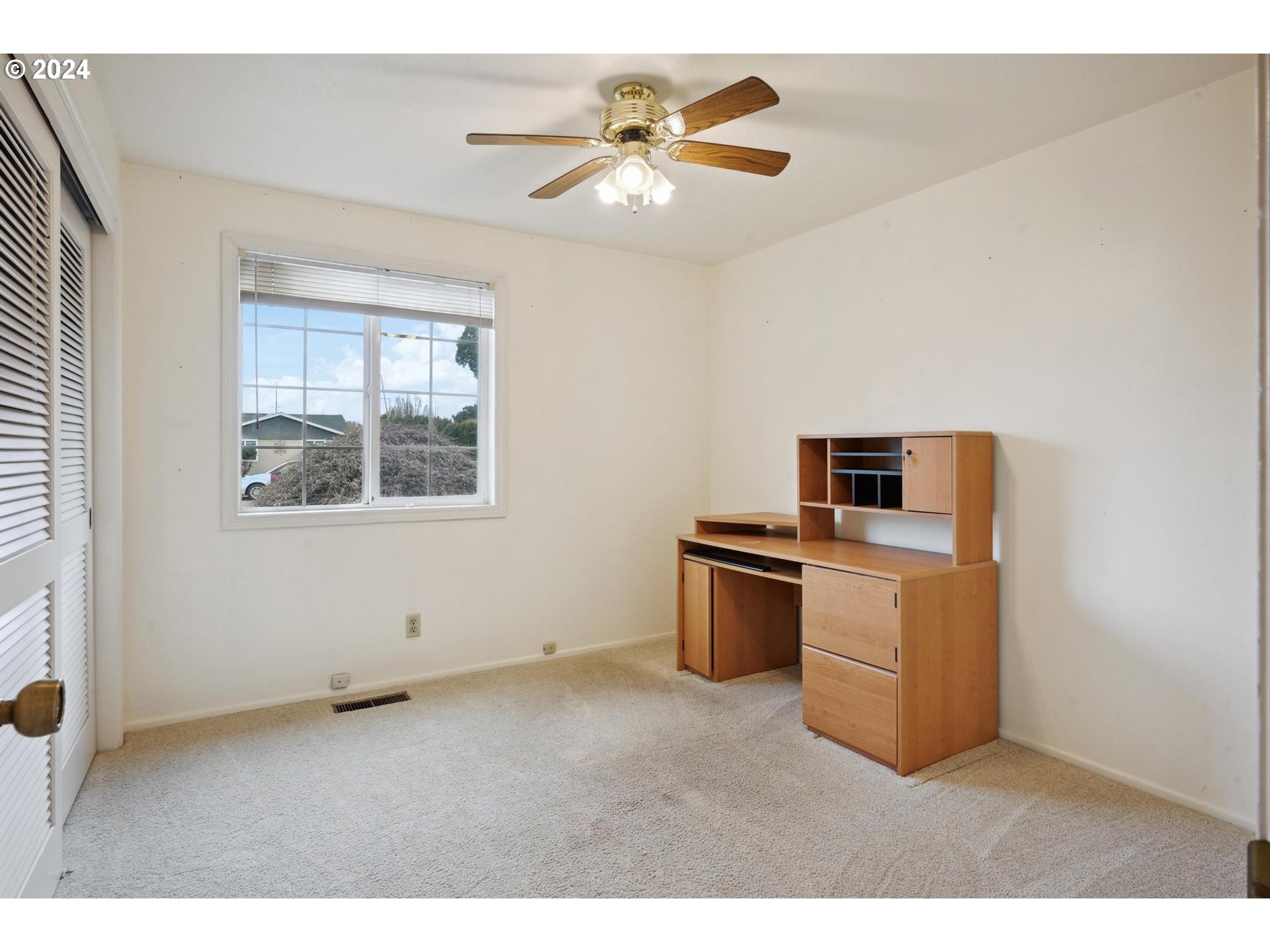 1984 MANZANITA ST NE