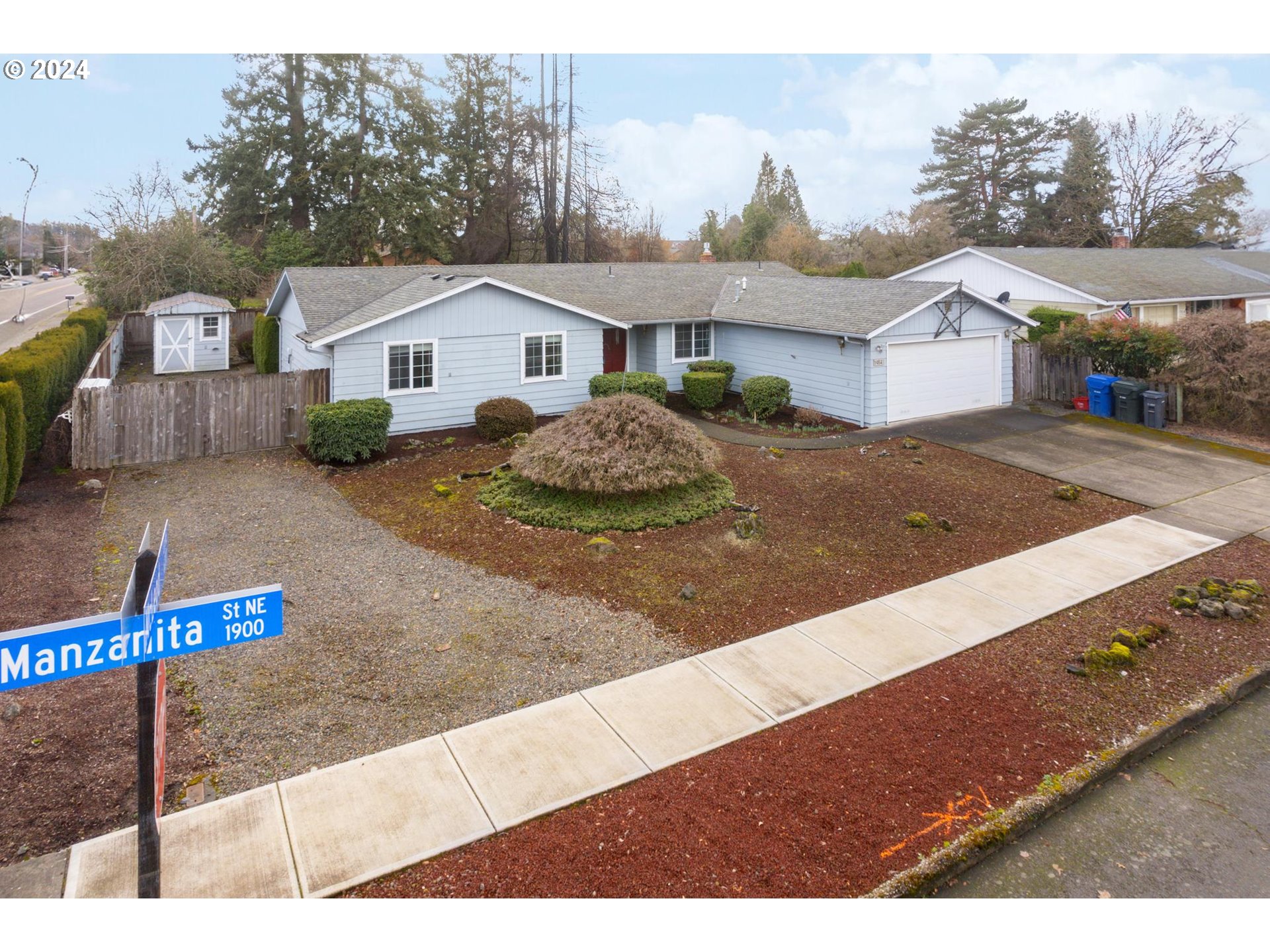 1984 MANZANITA ST NE