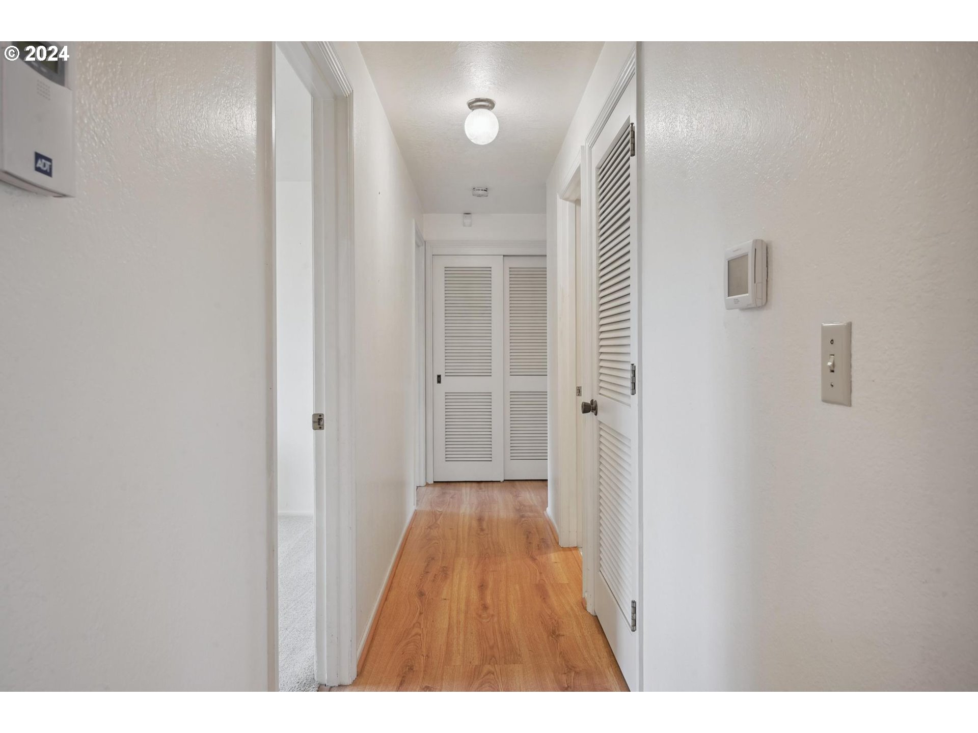 1984 MANZANITA ST NE