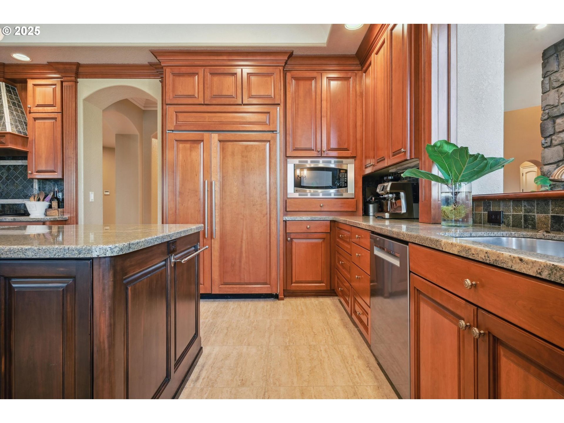 1450 N ALBANY RD NW