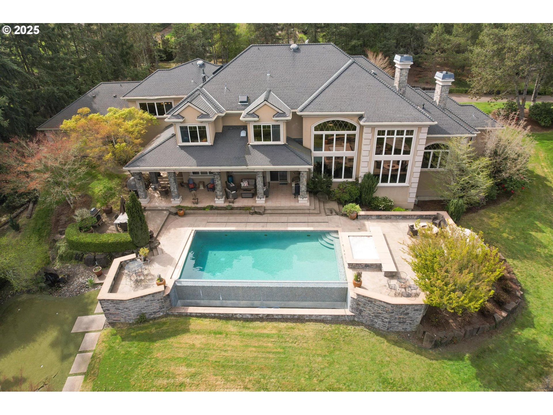 1450 N ALBANY RD NW