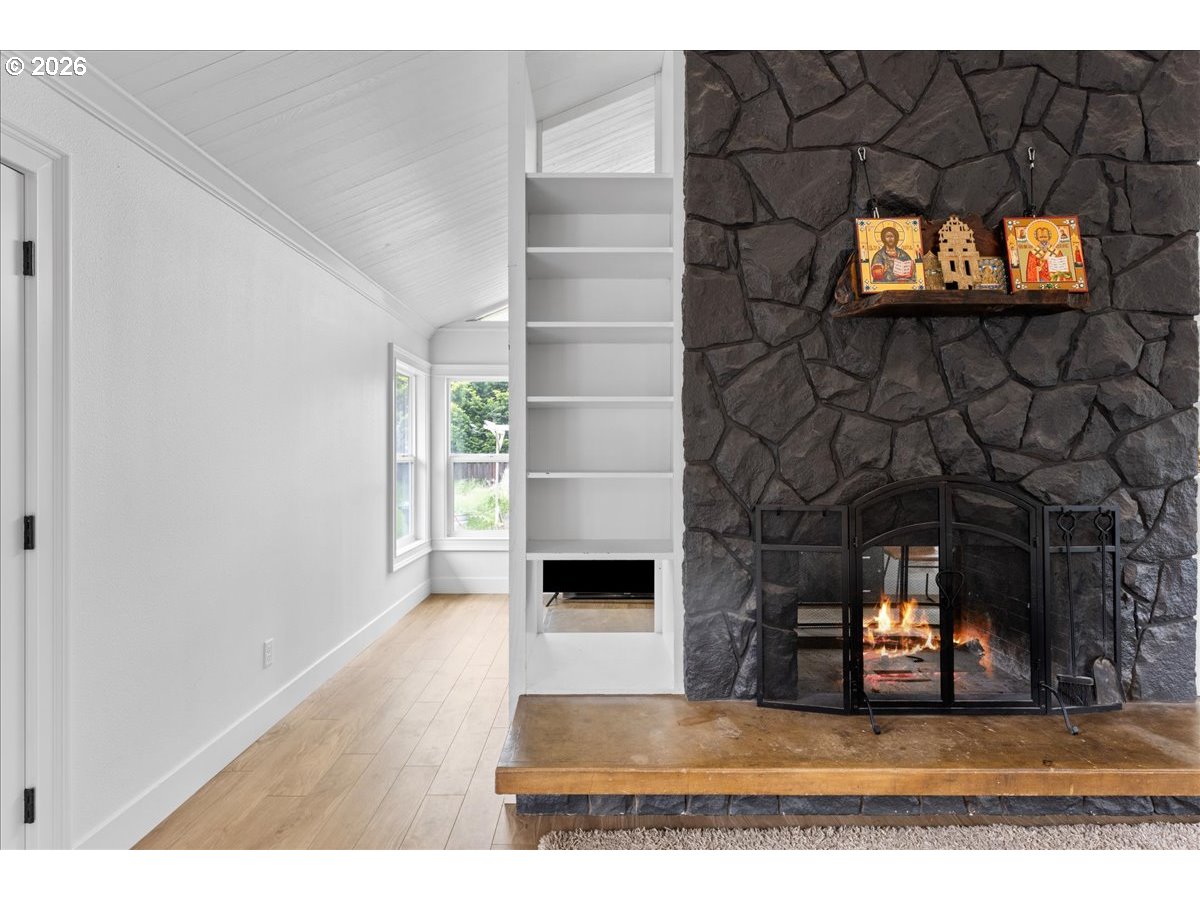 590 N PERSHING ST, Mt. Angel