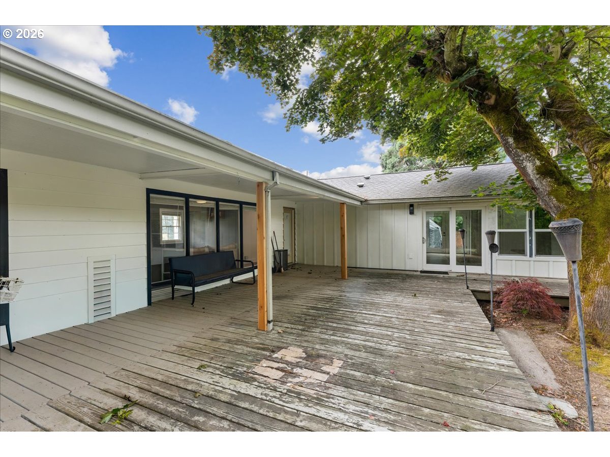 590 N PERSHING ST, Mt. Angel