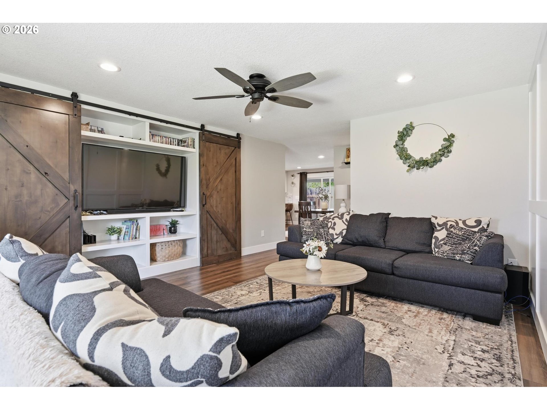 373 PALM AVE