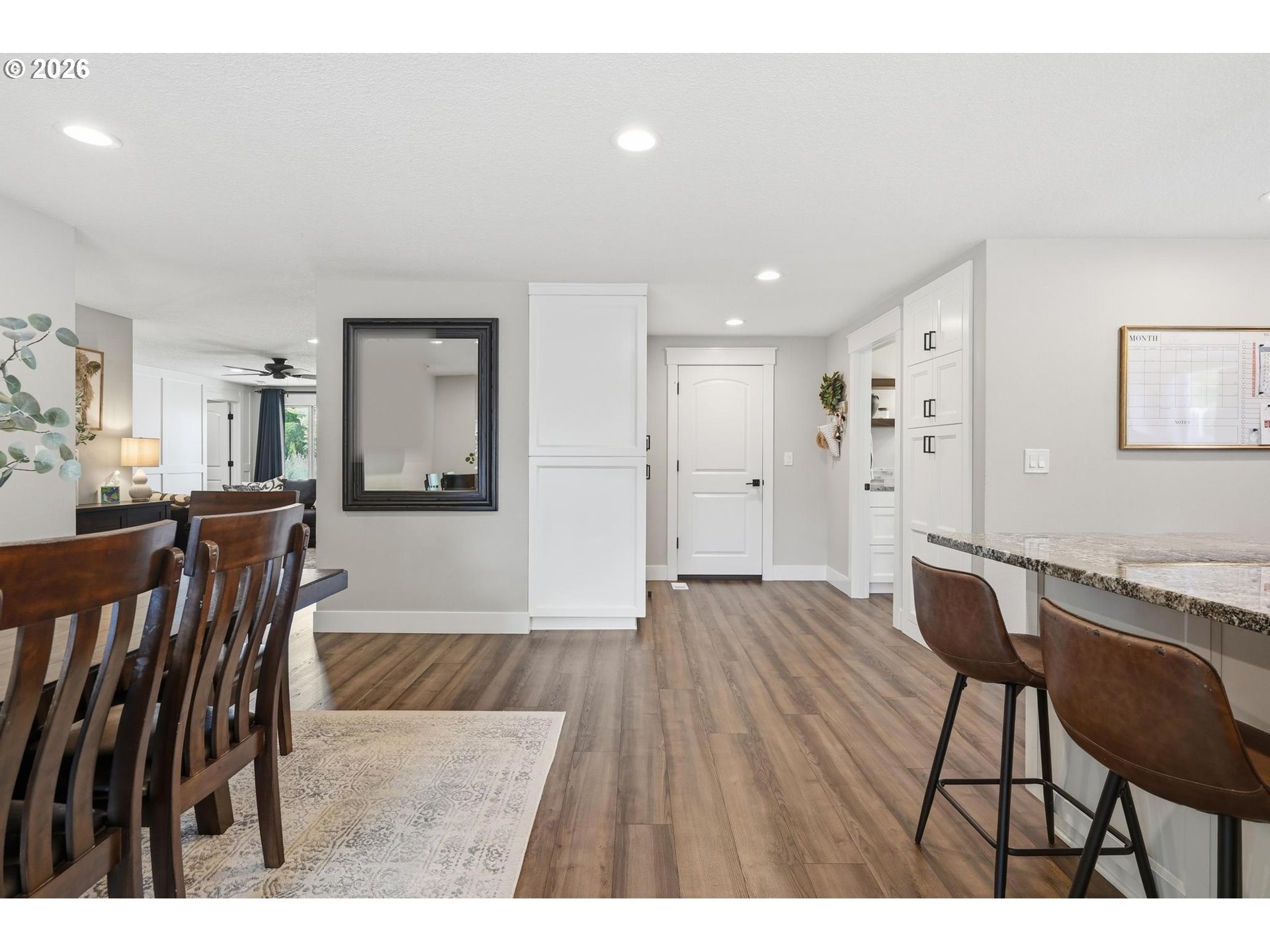 373 PALM AVE