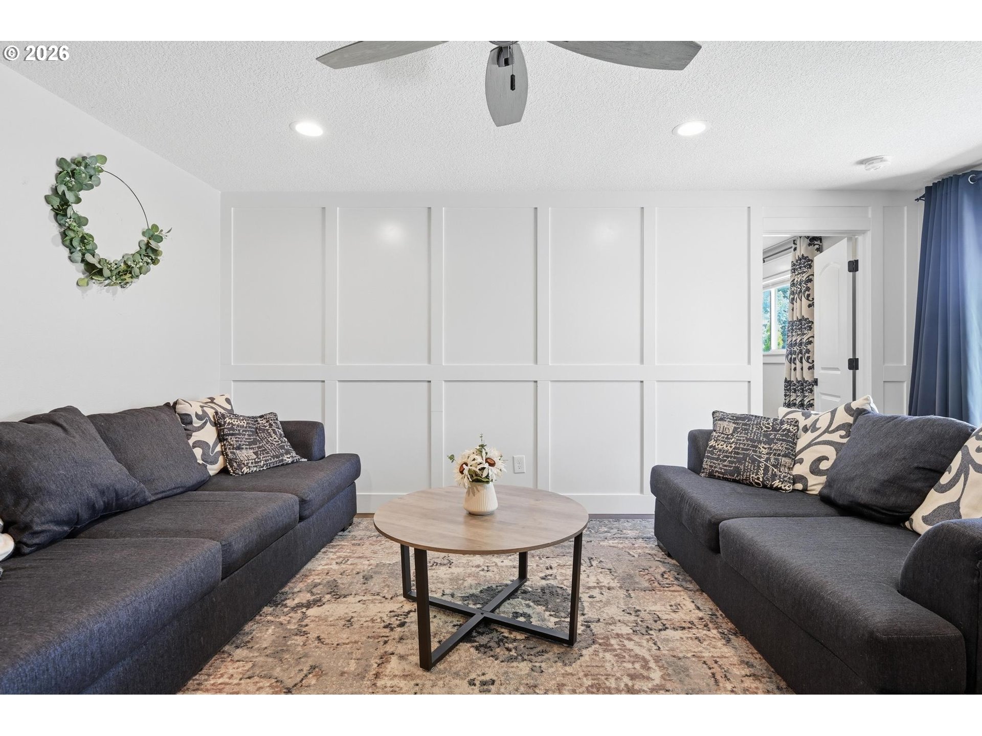 373 PALM AVE