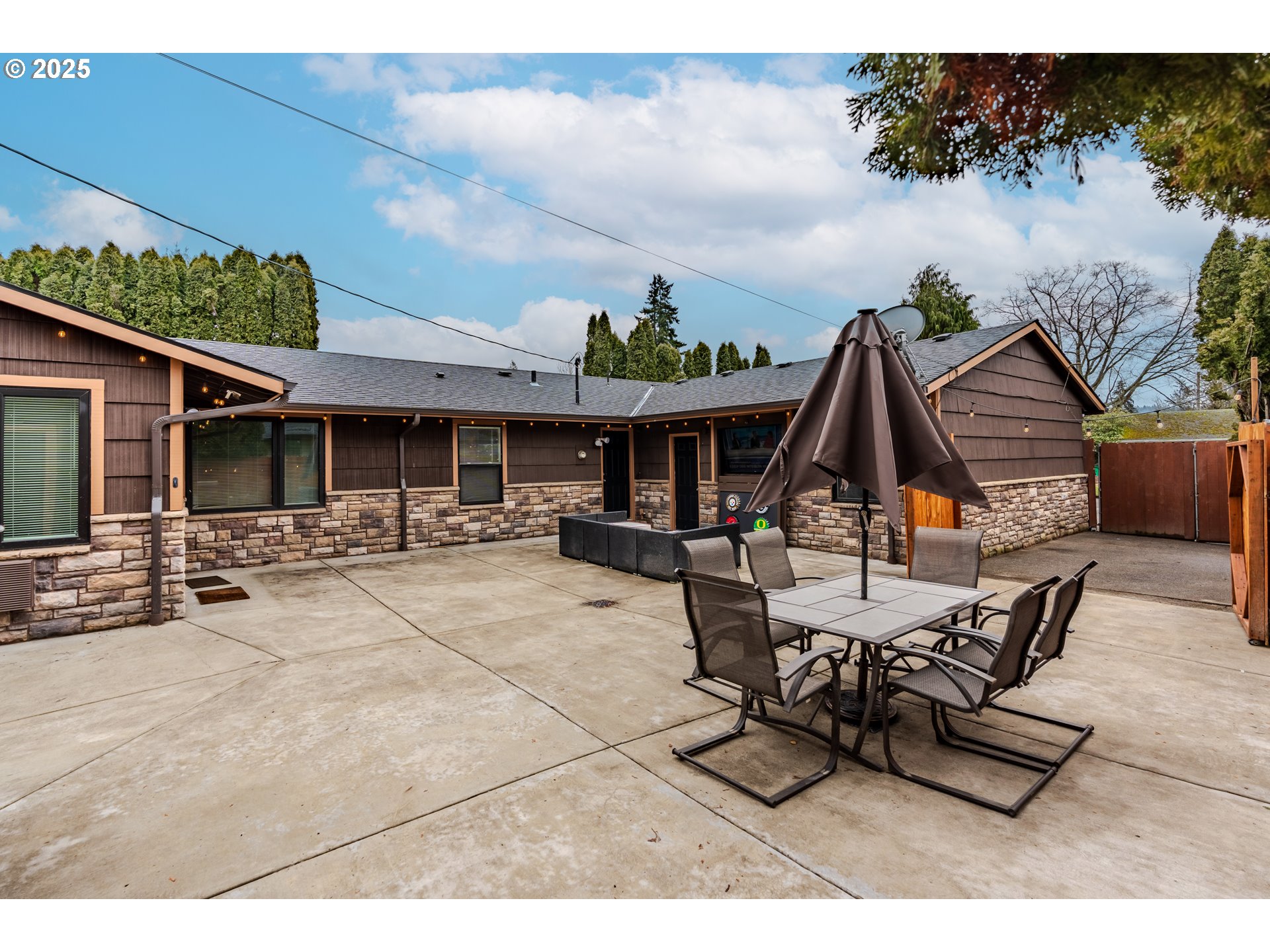 15525 SE STEPHENS CT