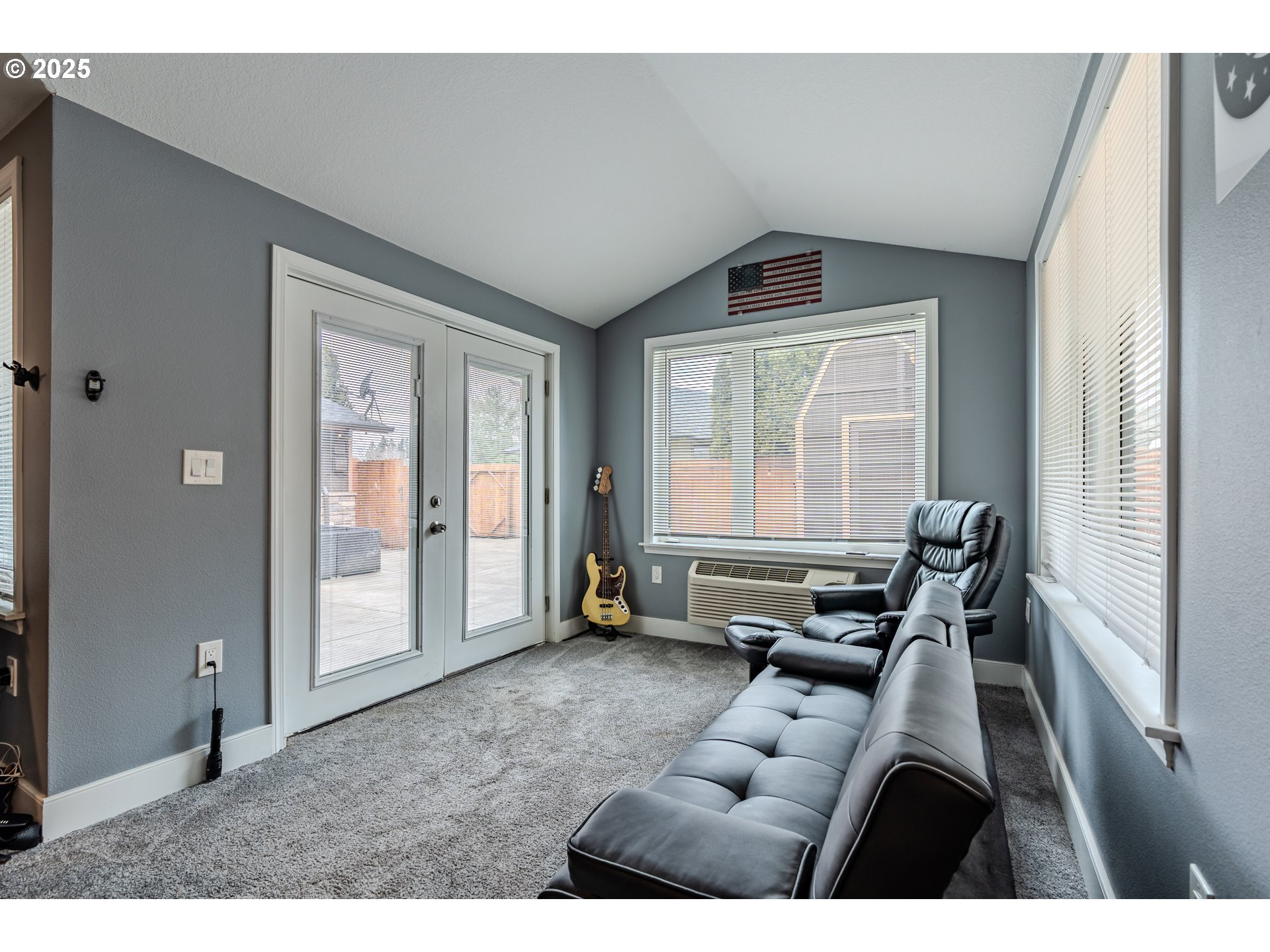 15525 SE STEPHENS CT