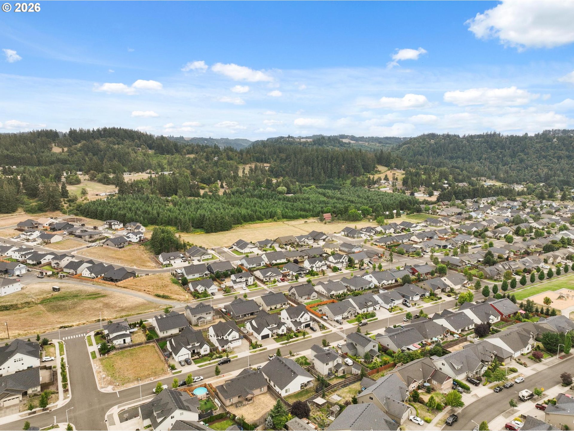 1474 MEADOW AVE