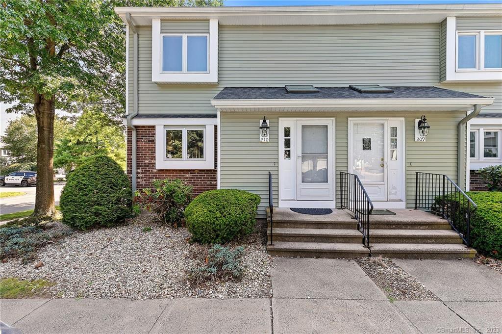 210 Sandstone Drive 210