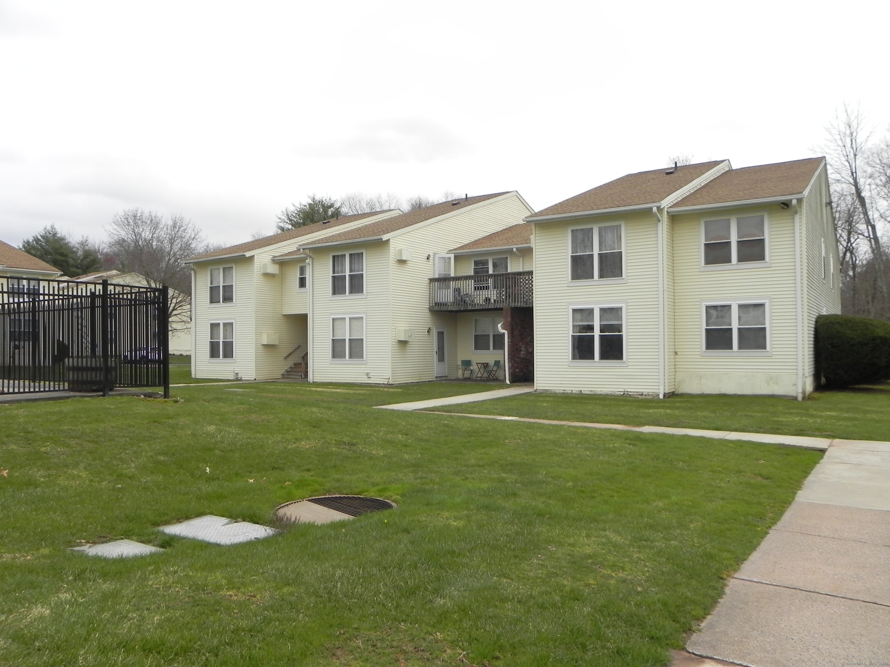 949 Pleasant Valley Road 6-3