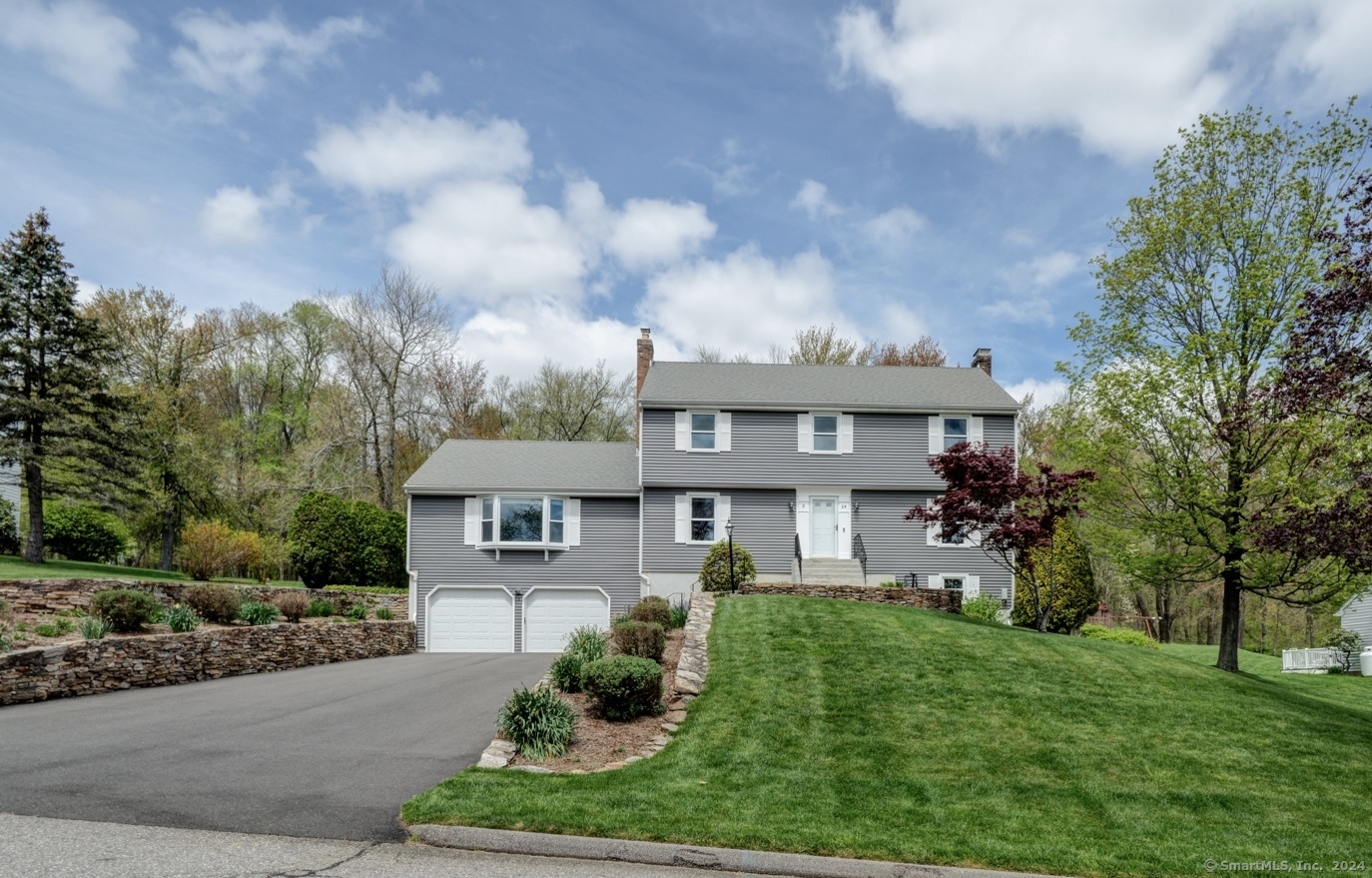 29 Ridgecrest Road