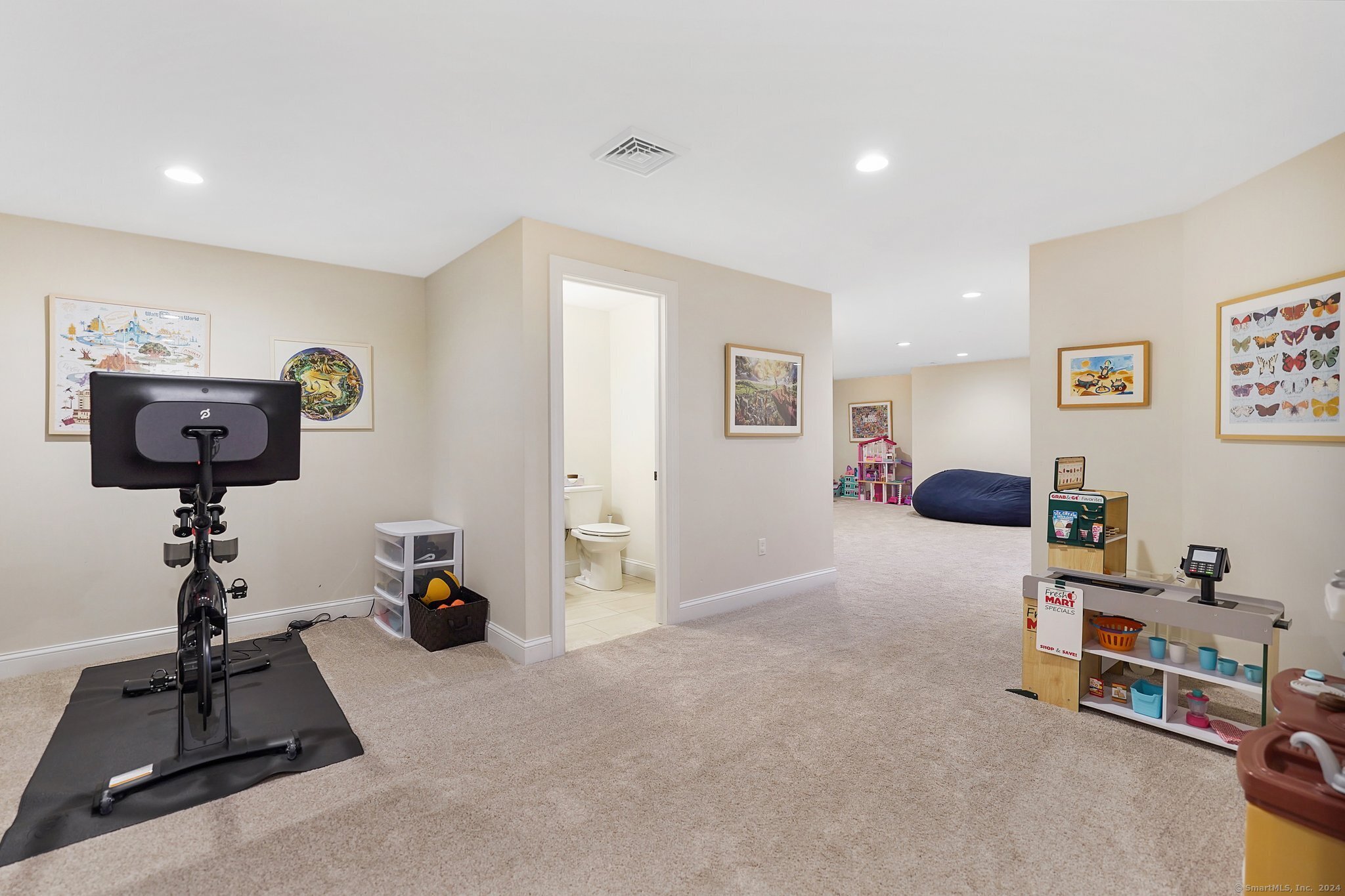 23 Longmeadow Drive
