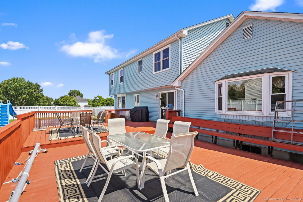 42 Rimfield Drive