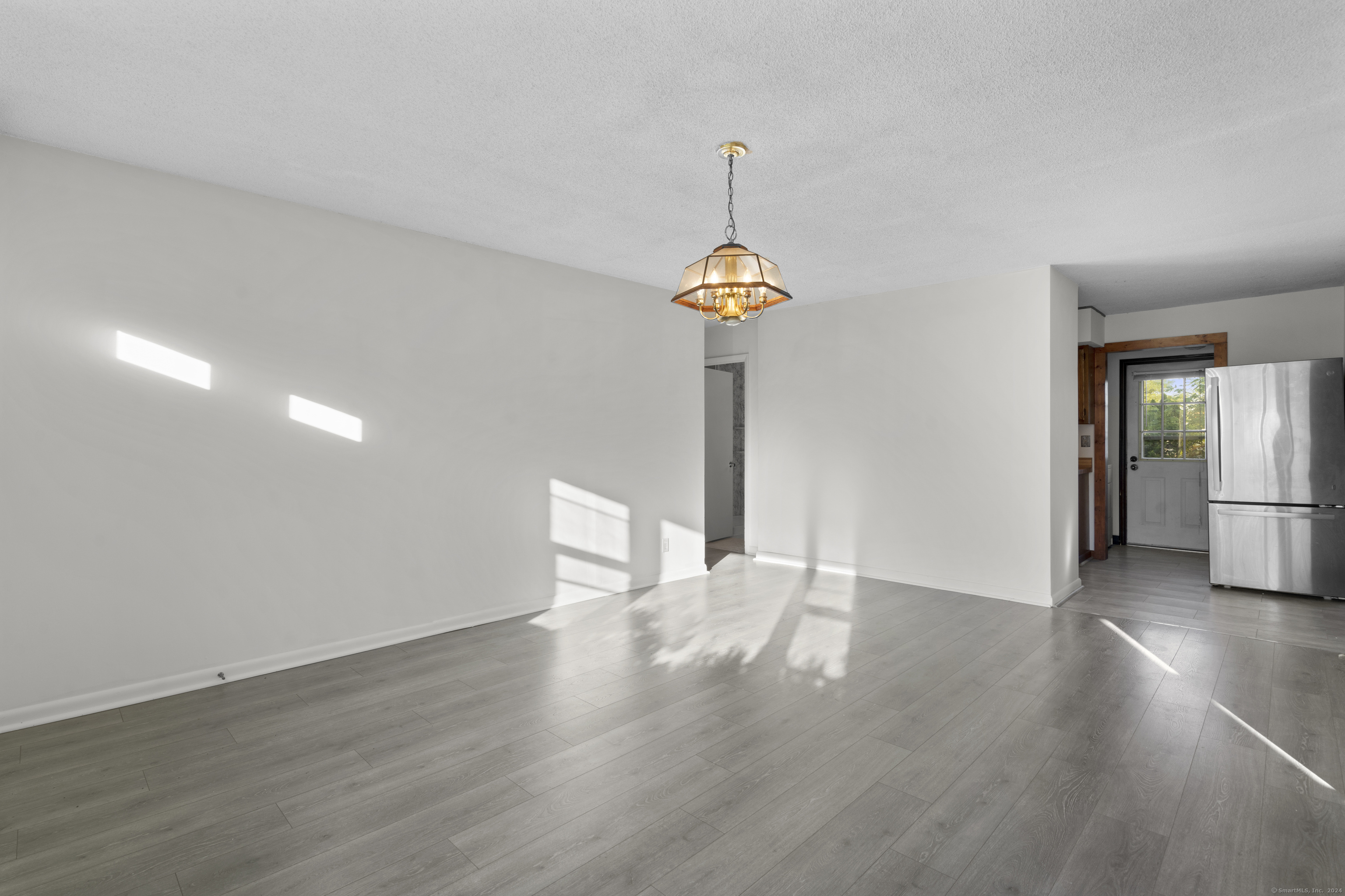 8 Weymouth Drive