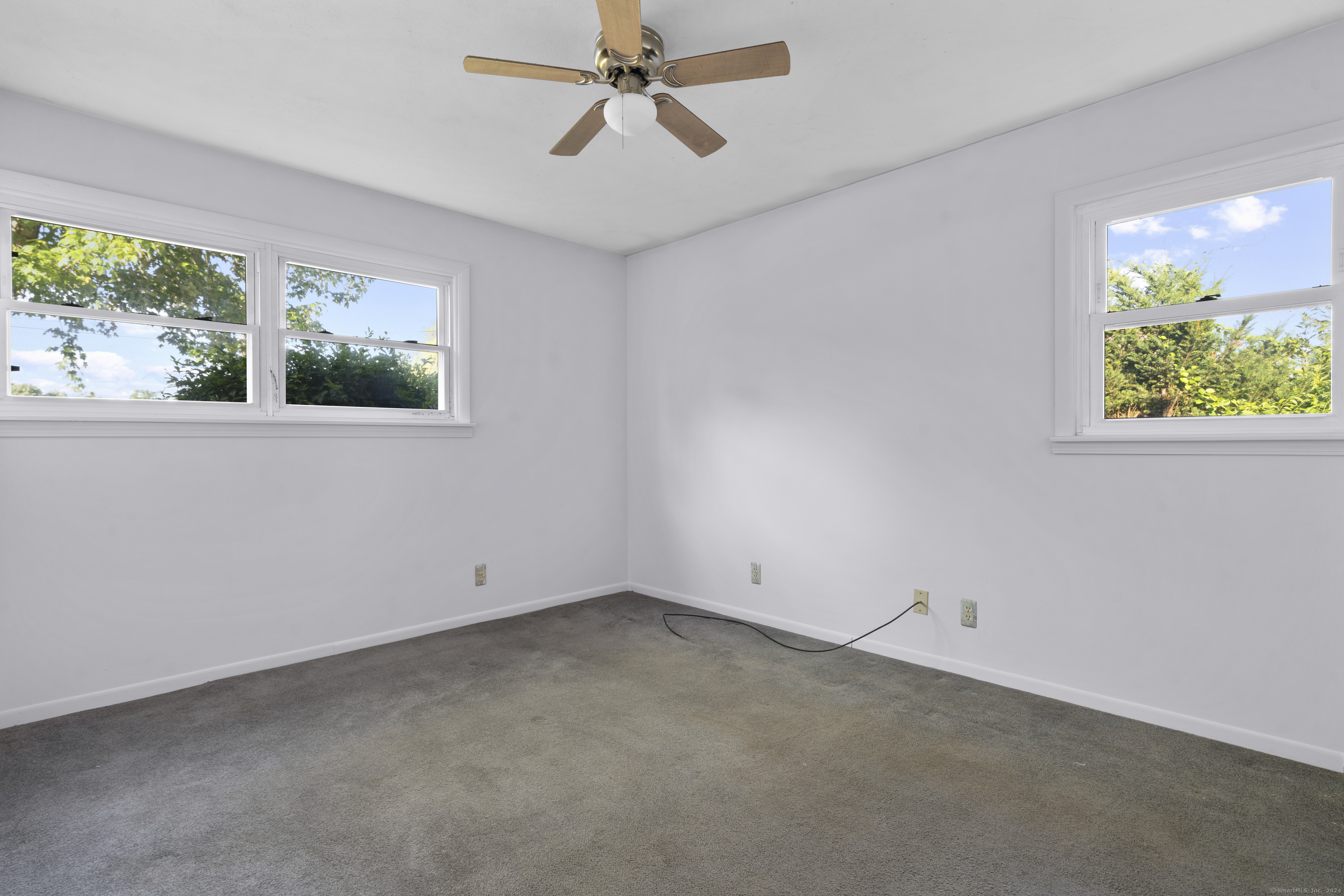 8 Weymouth Drive