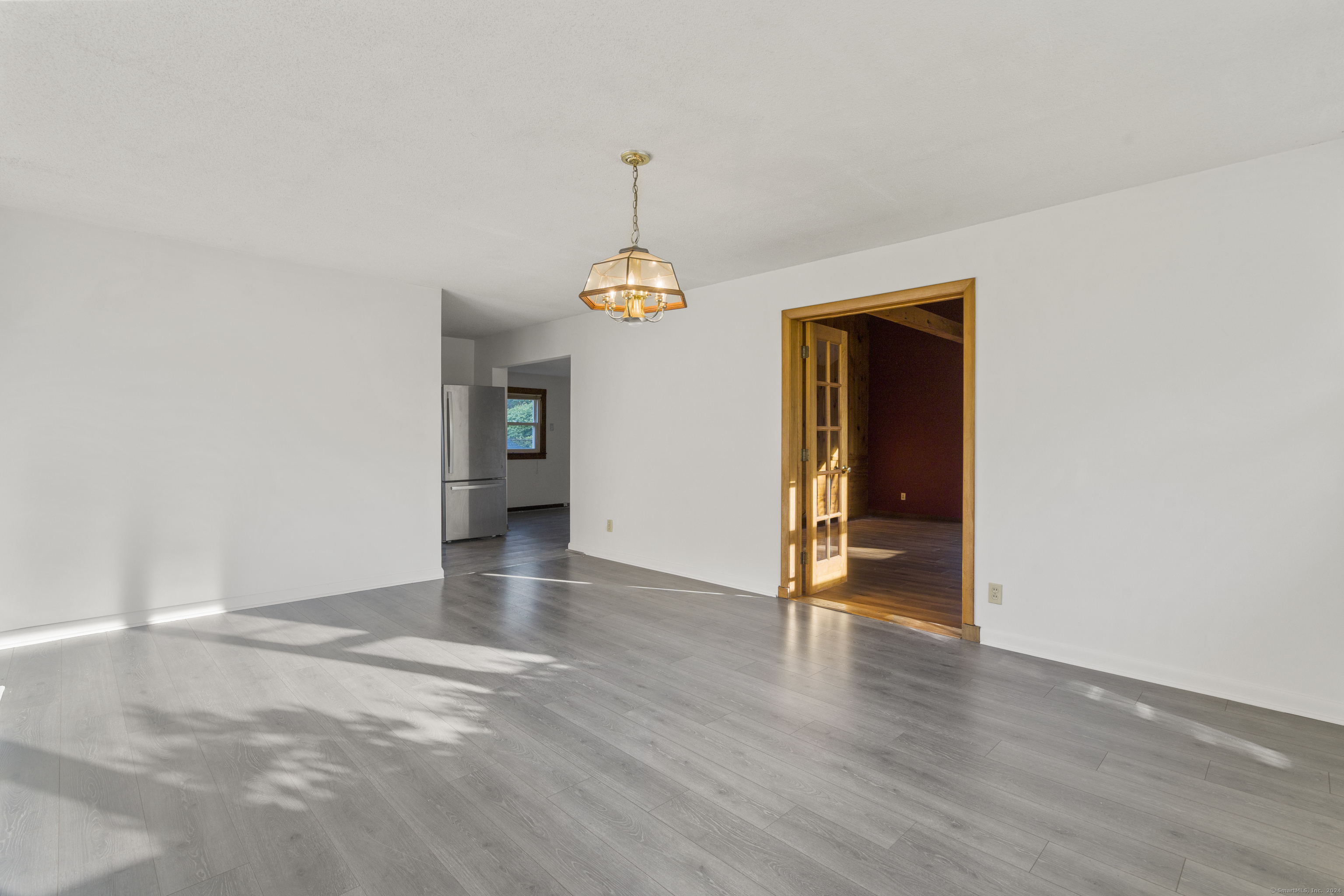 8 Weymouth Drive
