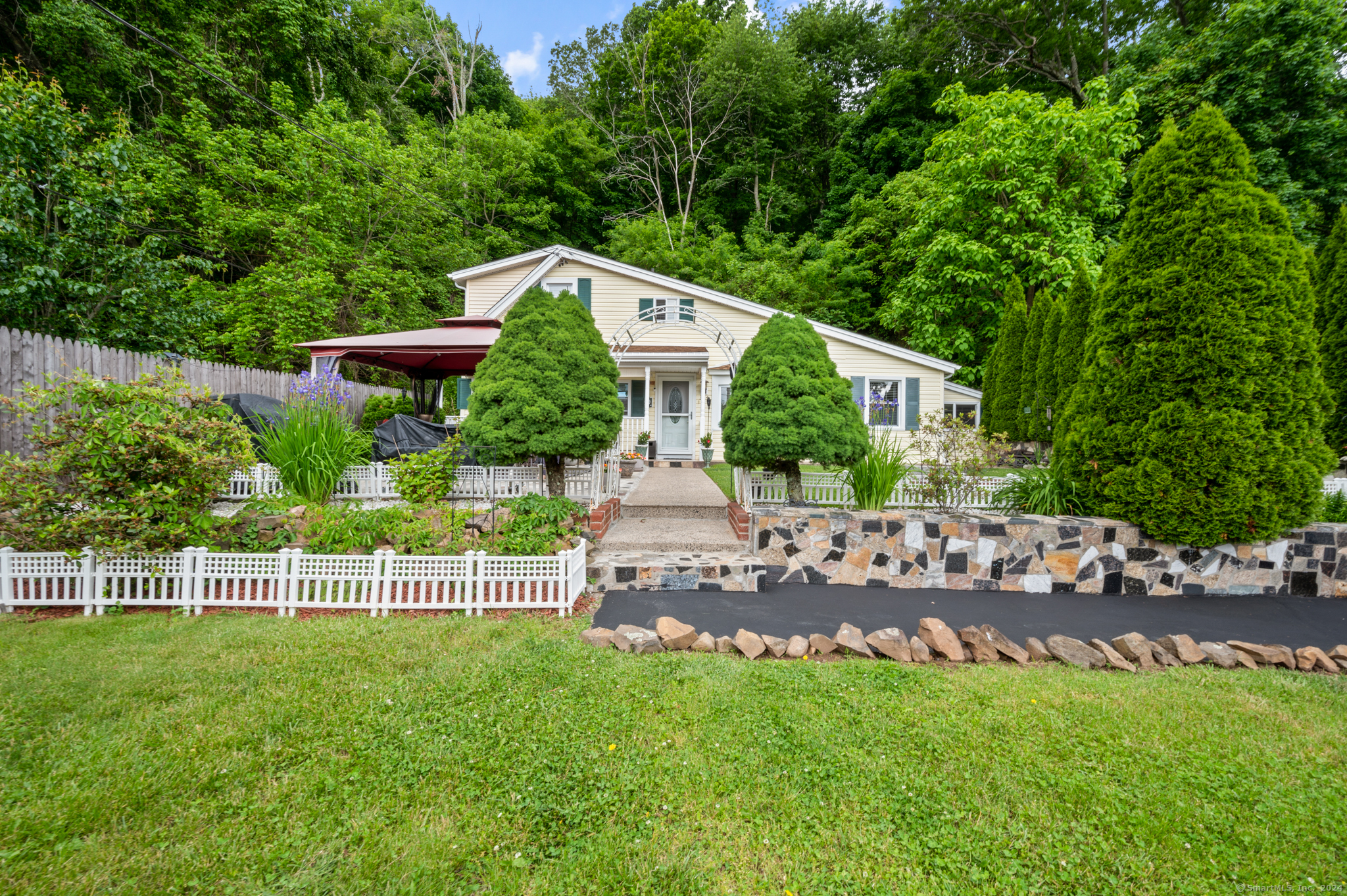 364 North High Street