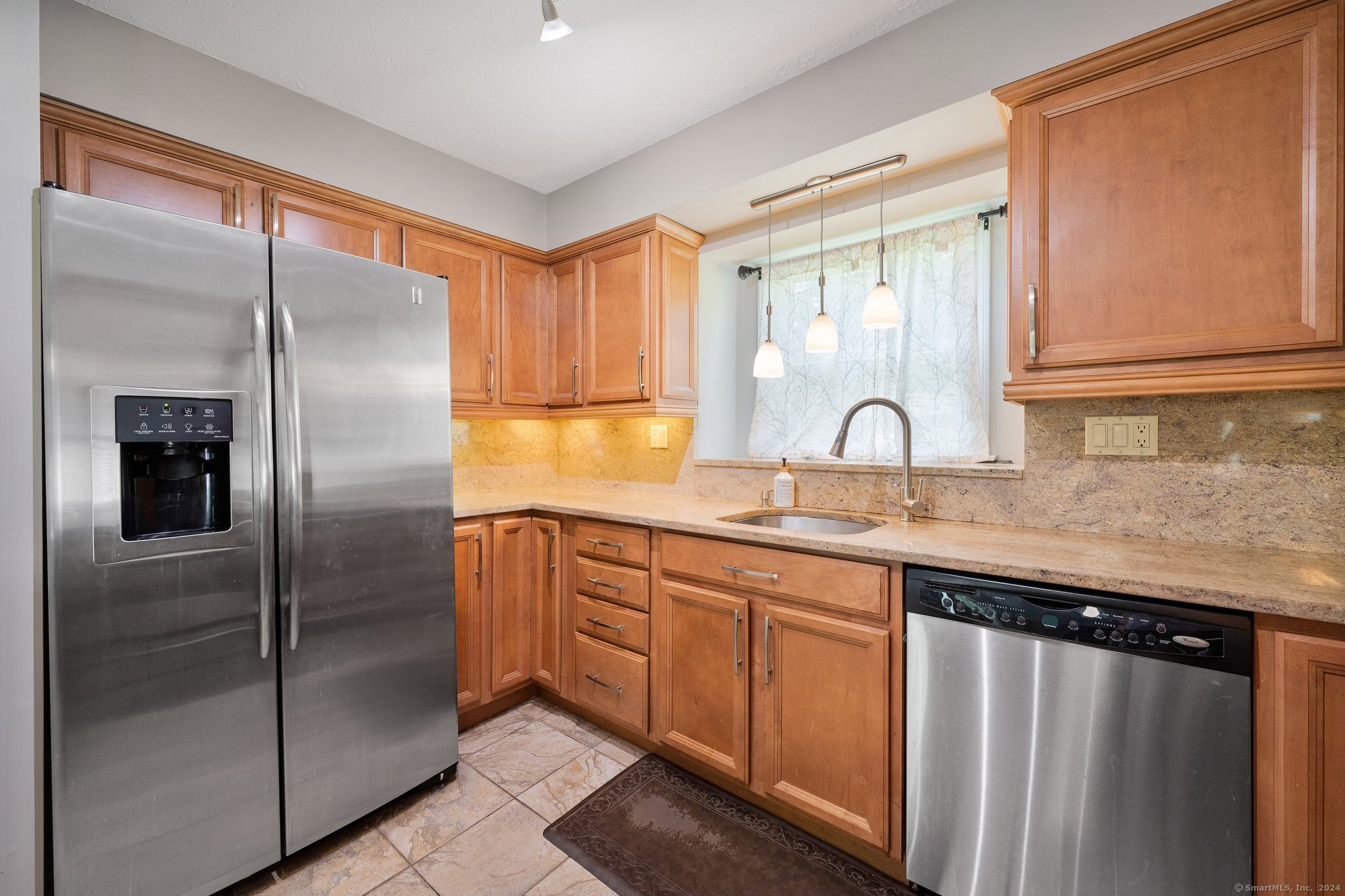 6 Arrowwood Circle 6