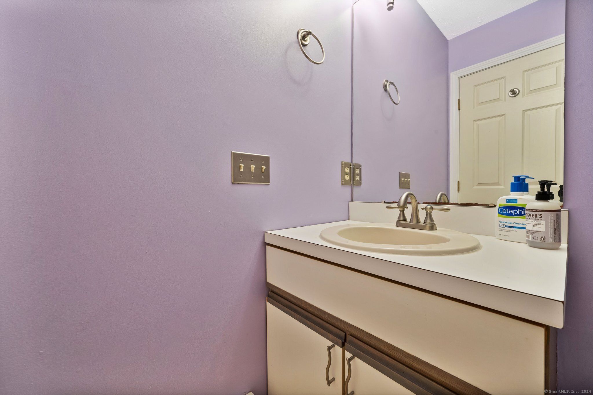 6 Arrowwood Circle 6