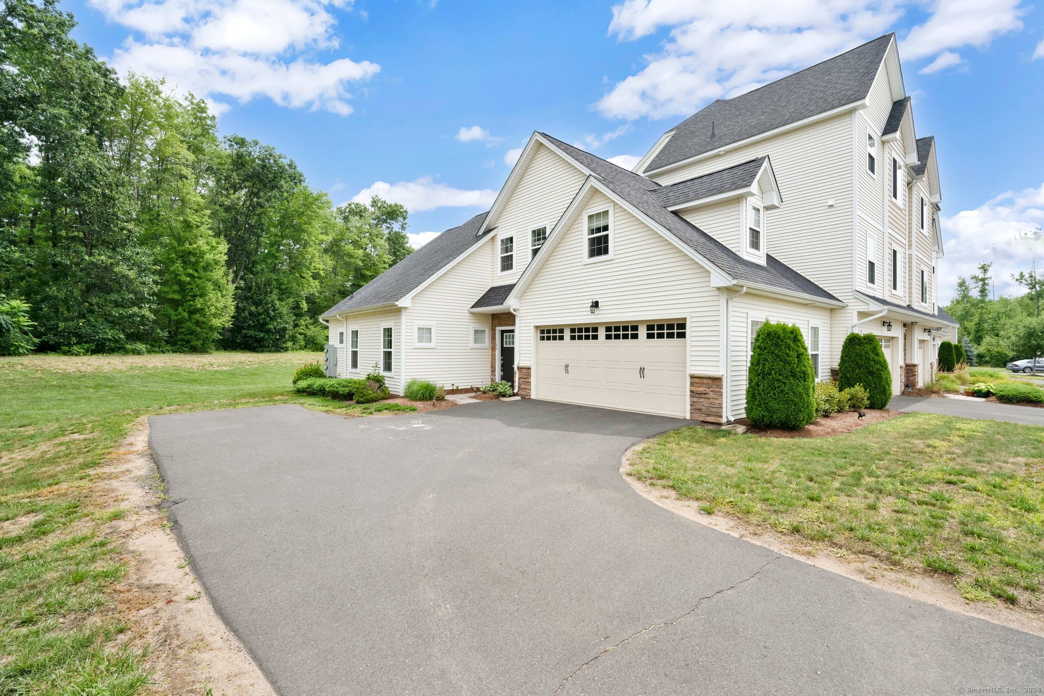 164 Pepin Place 164