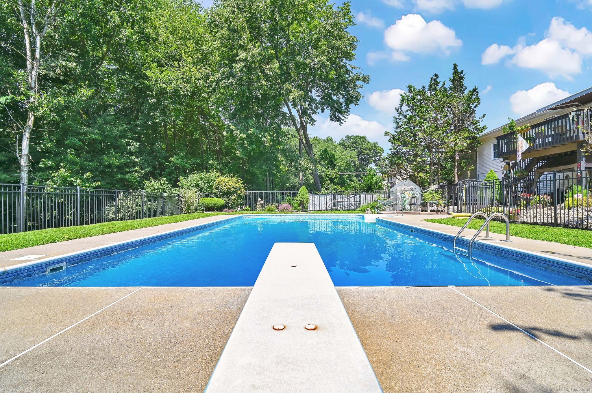 111 Sherwood Drive