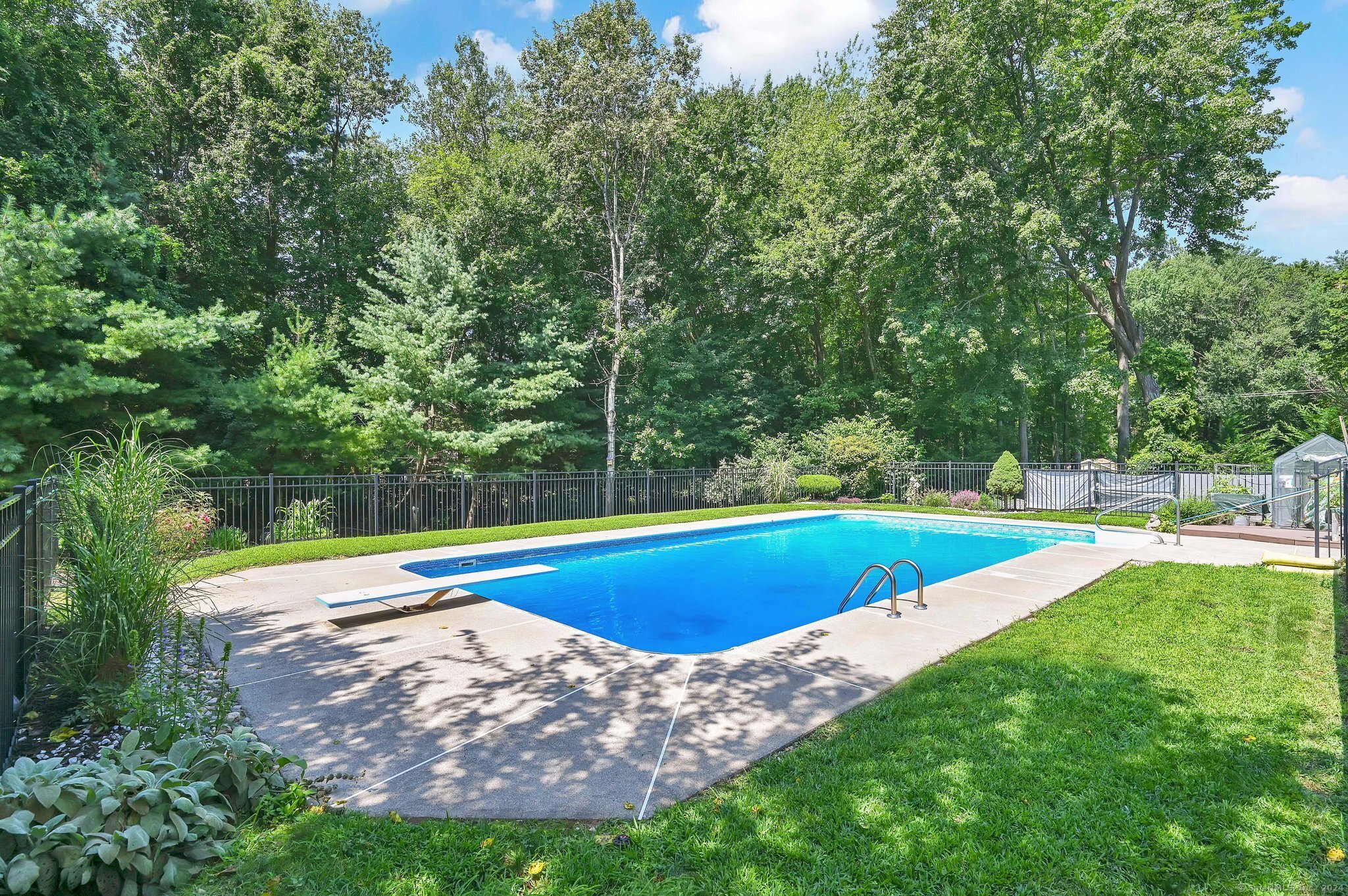 111 Sherwood Drive